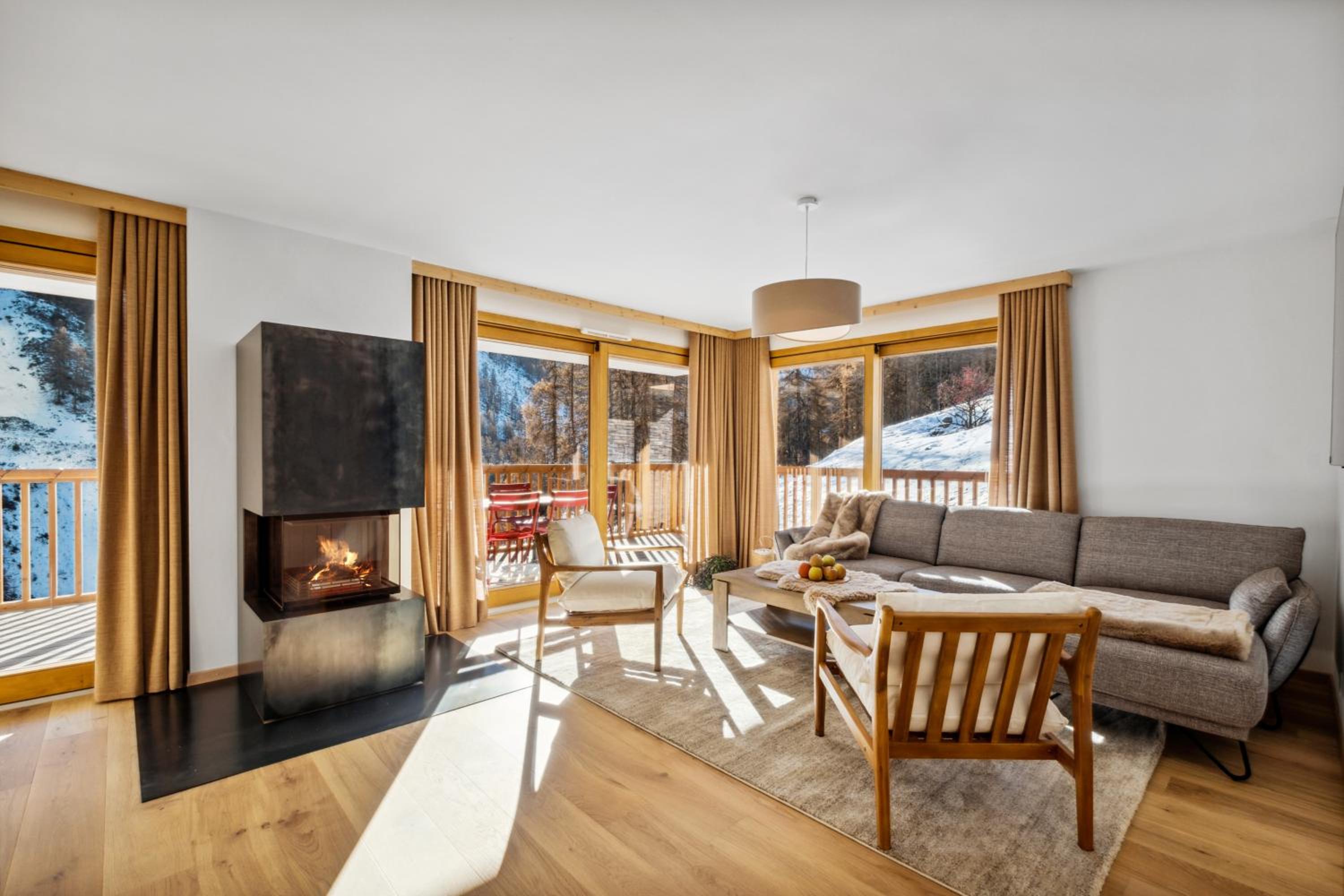 Hotel Chalet Les Rahâs by Mrs Miggins