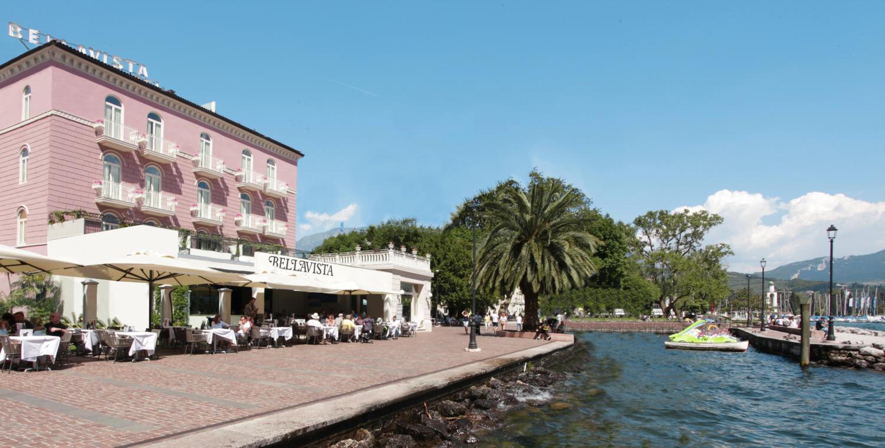 Hotel Bellavista Lakefront Apartments