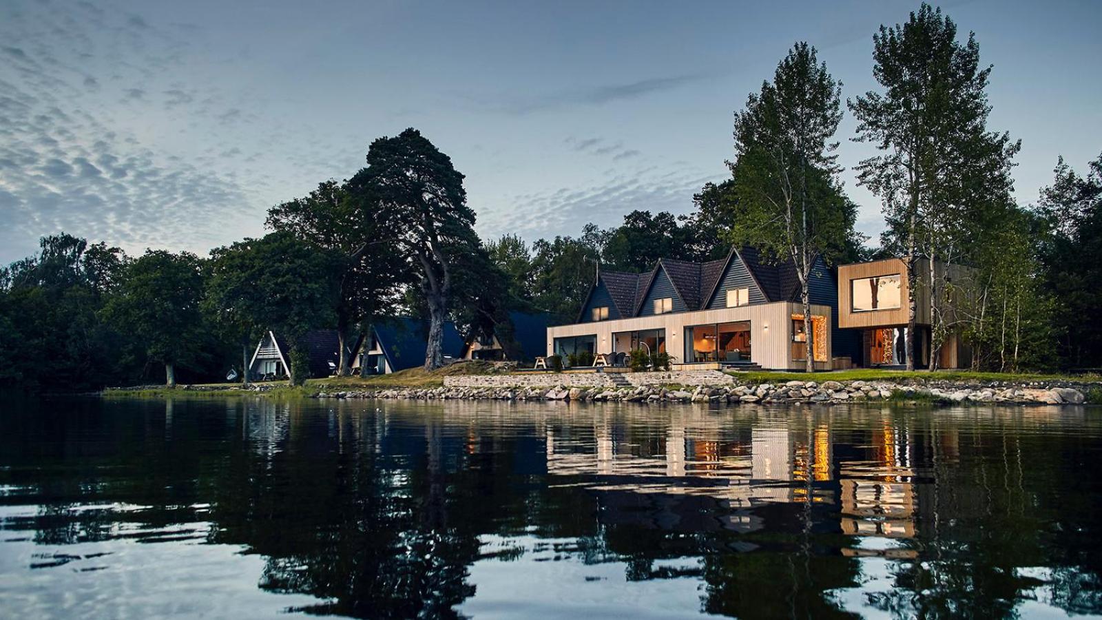 Hotel Lochend Chalets