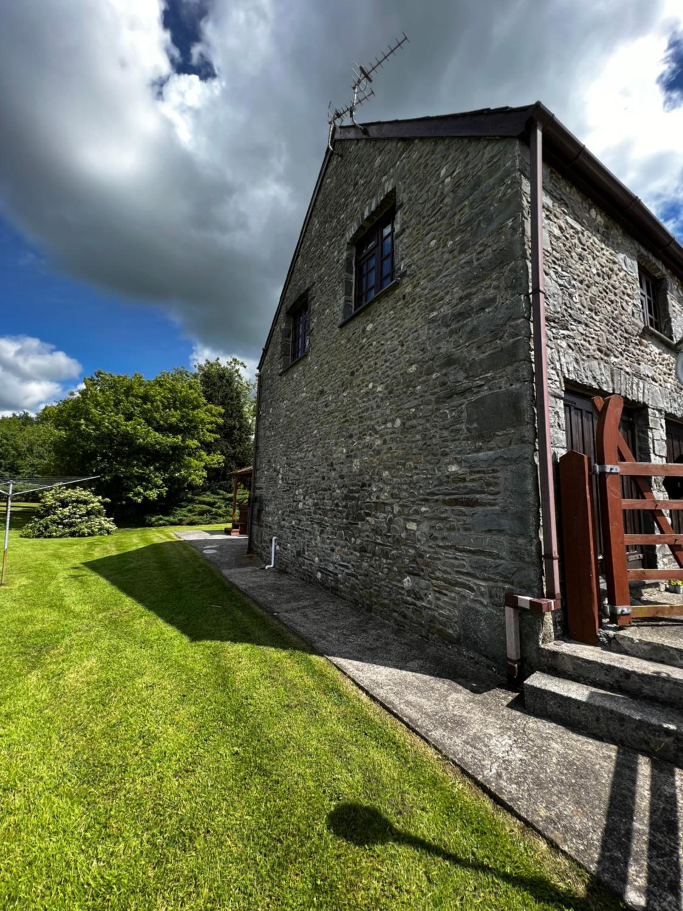 Hotel Cwmgwn Farm