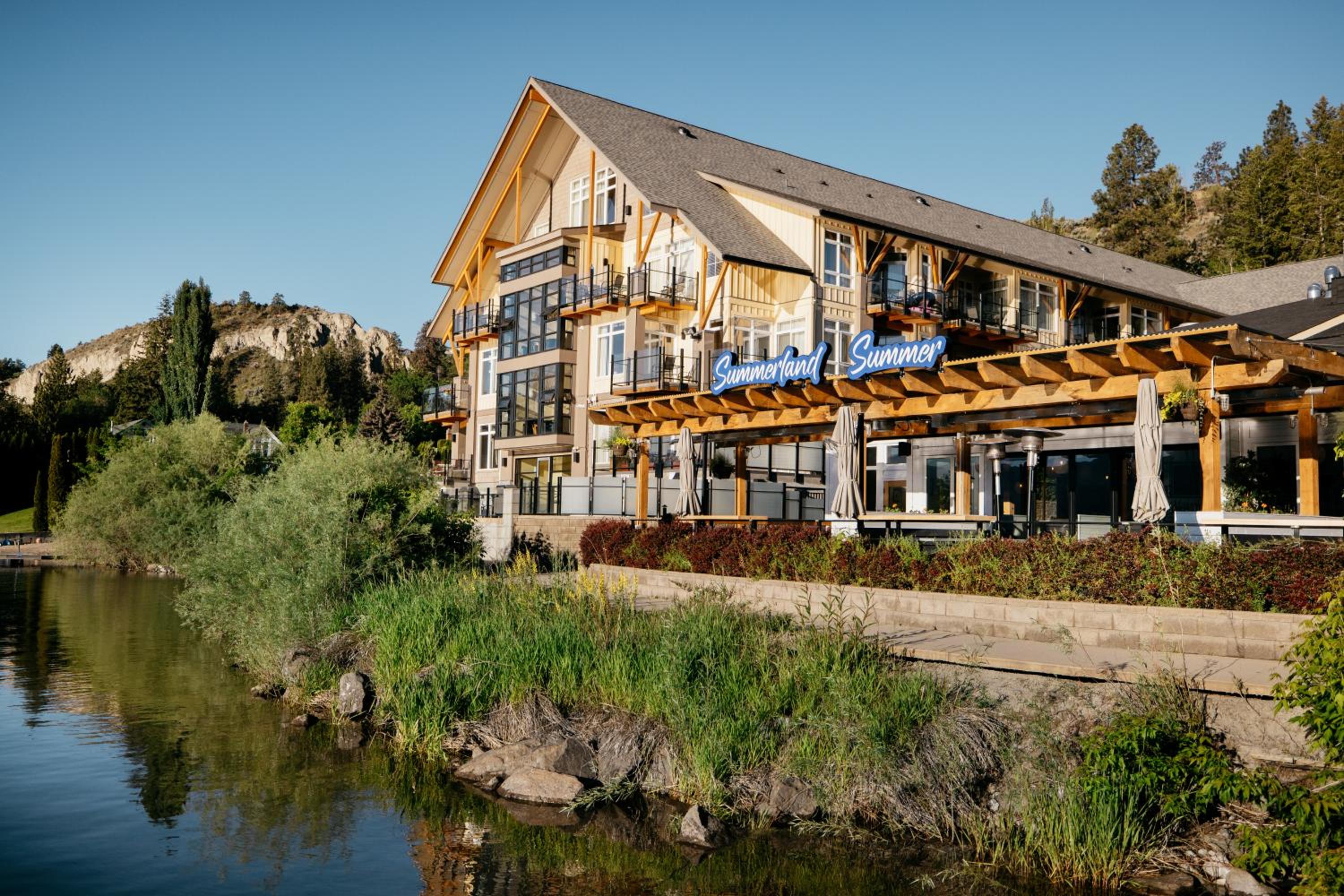 Hotel Summerland Waterfront Resort & Spa