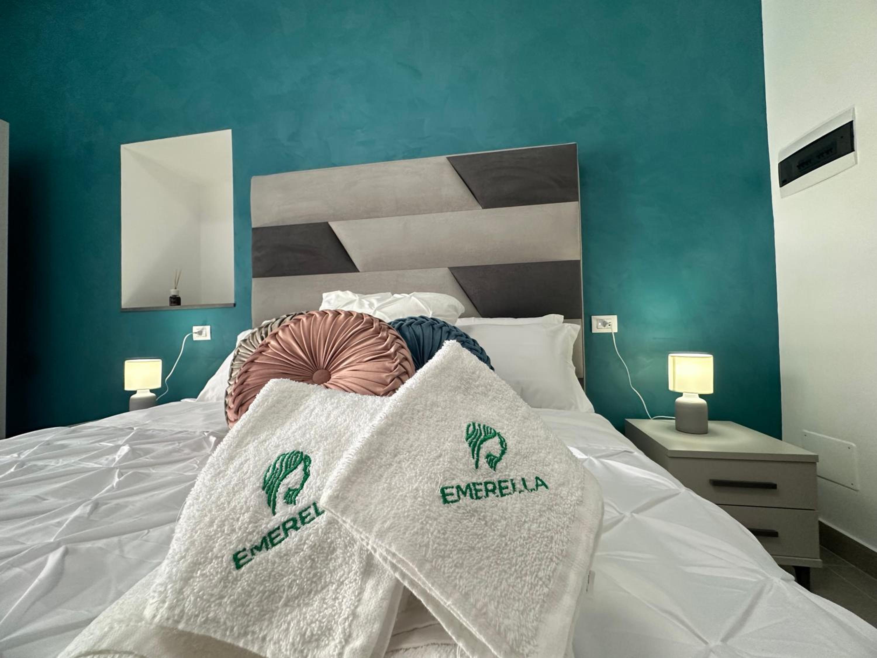 Hotel Emerella Luxury Suites-Siderno Lungomare
