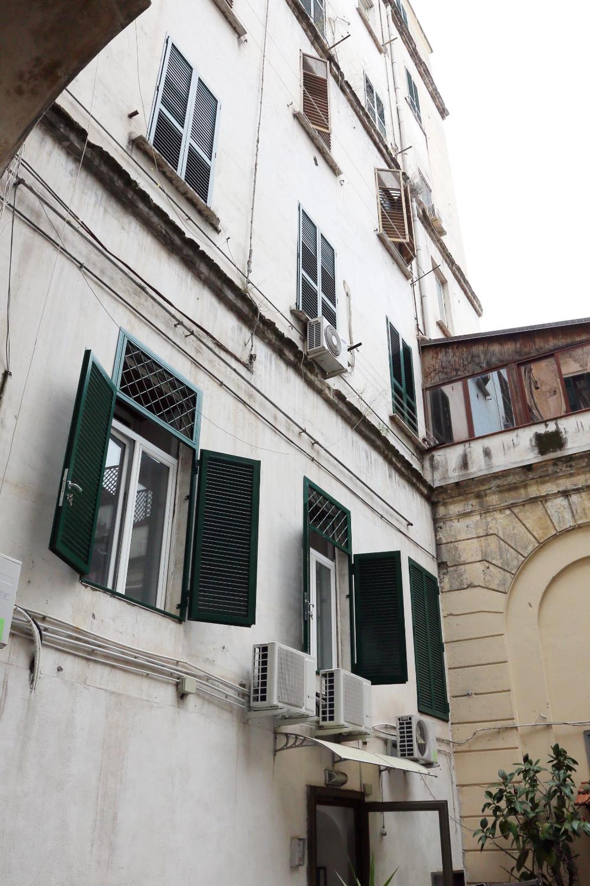 Hotel Live Naples