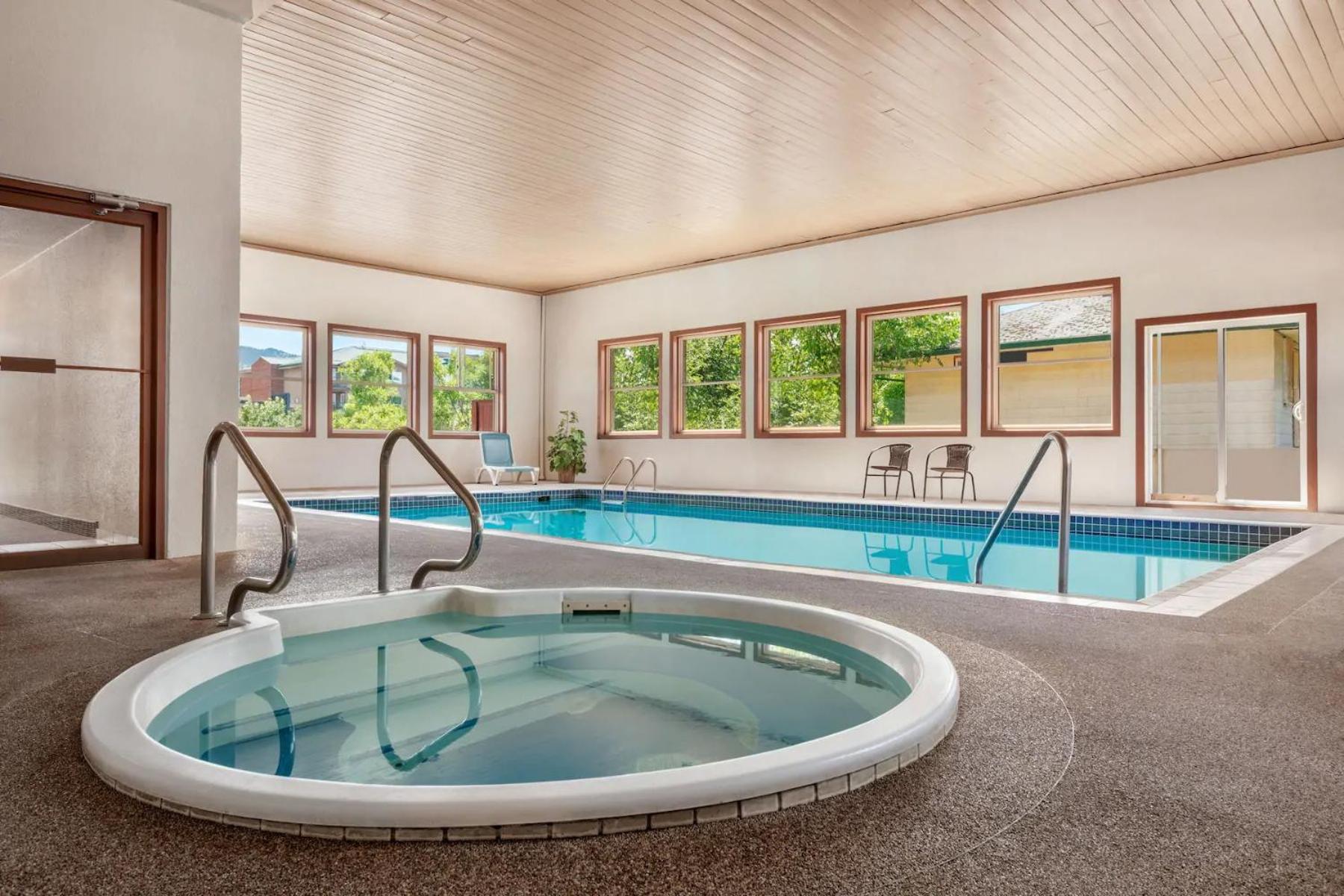 Hotel Quality Inn & Suites
