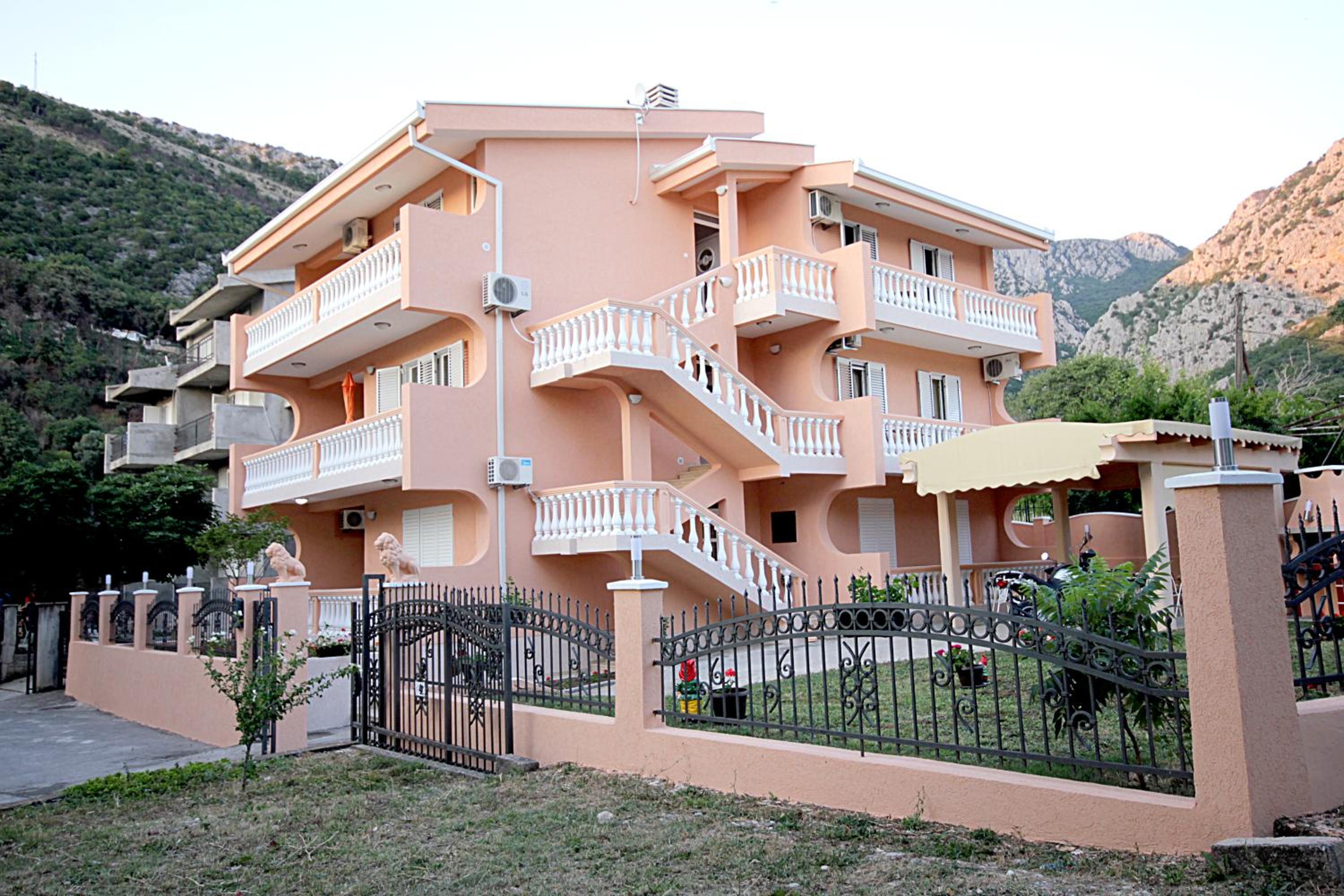 Hotel Apartmani Milacic