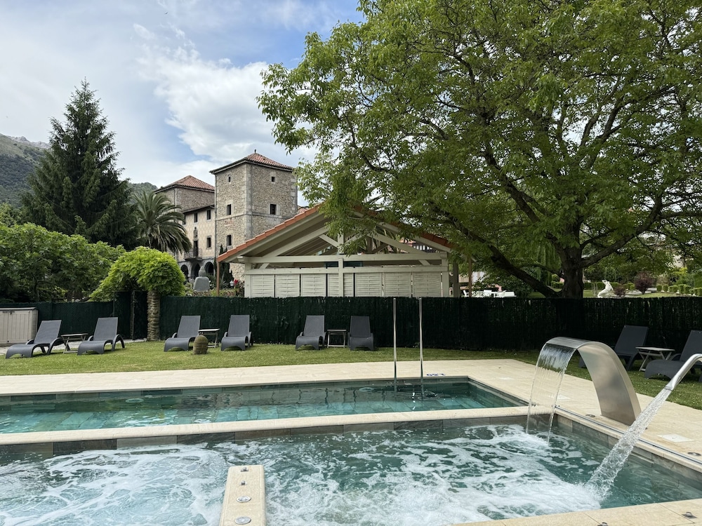 Hotel Akla Hotel Palacio Torre de Ruesga