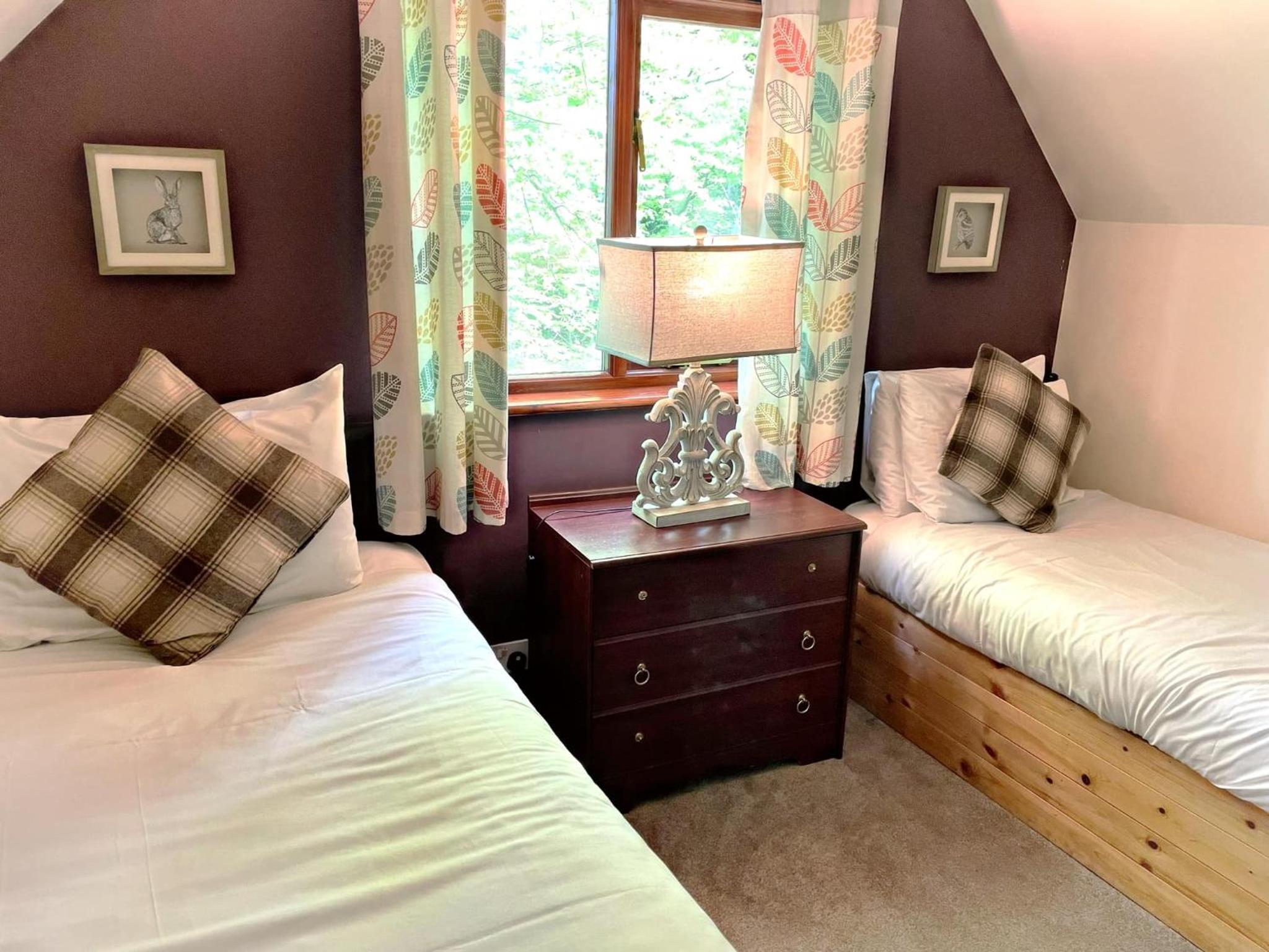 Hotel Primrose 20-woodland Lodges-carmarthen-pembroke