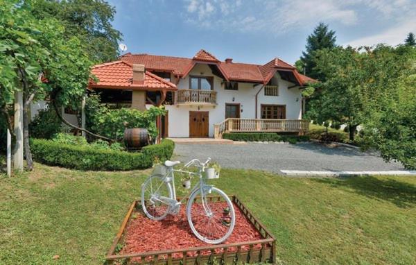 Hotel Villa Barbara/holiday Homes With A Story/varazdin