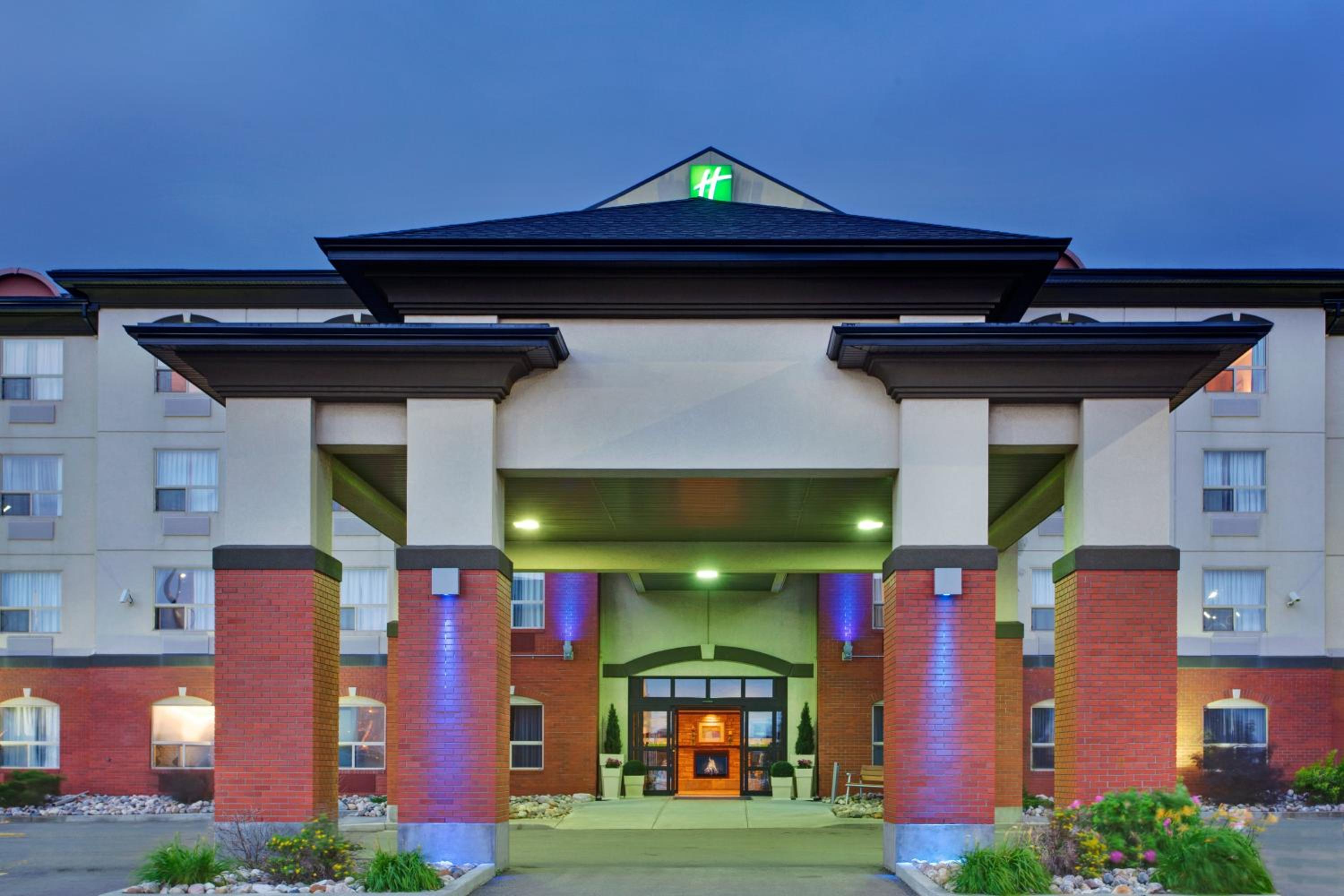 Hotel Holiday Inn Express & Suites Sherwood Park-edmonton Area By Ihg