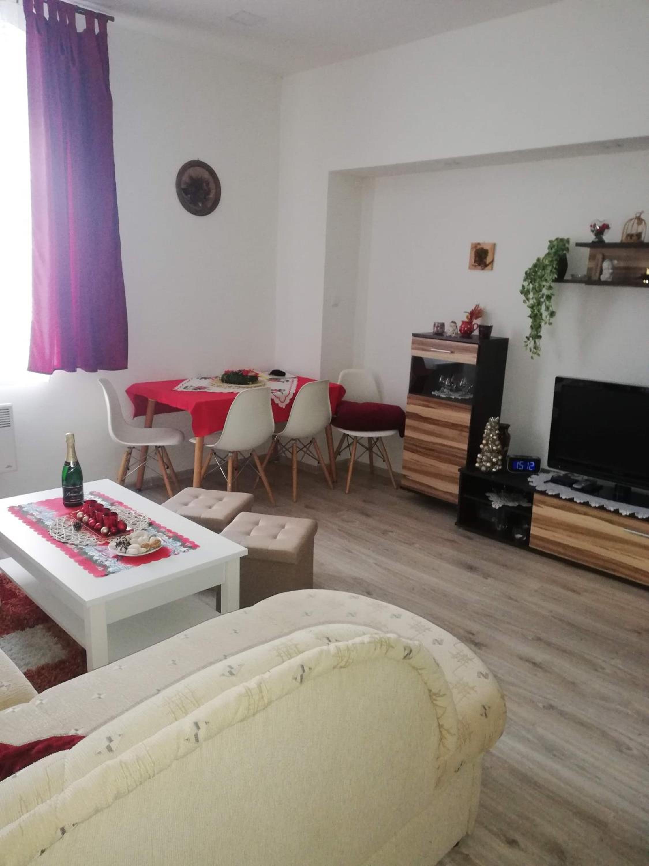 Hotel Apartman Petra