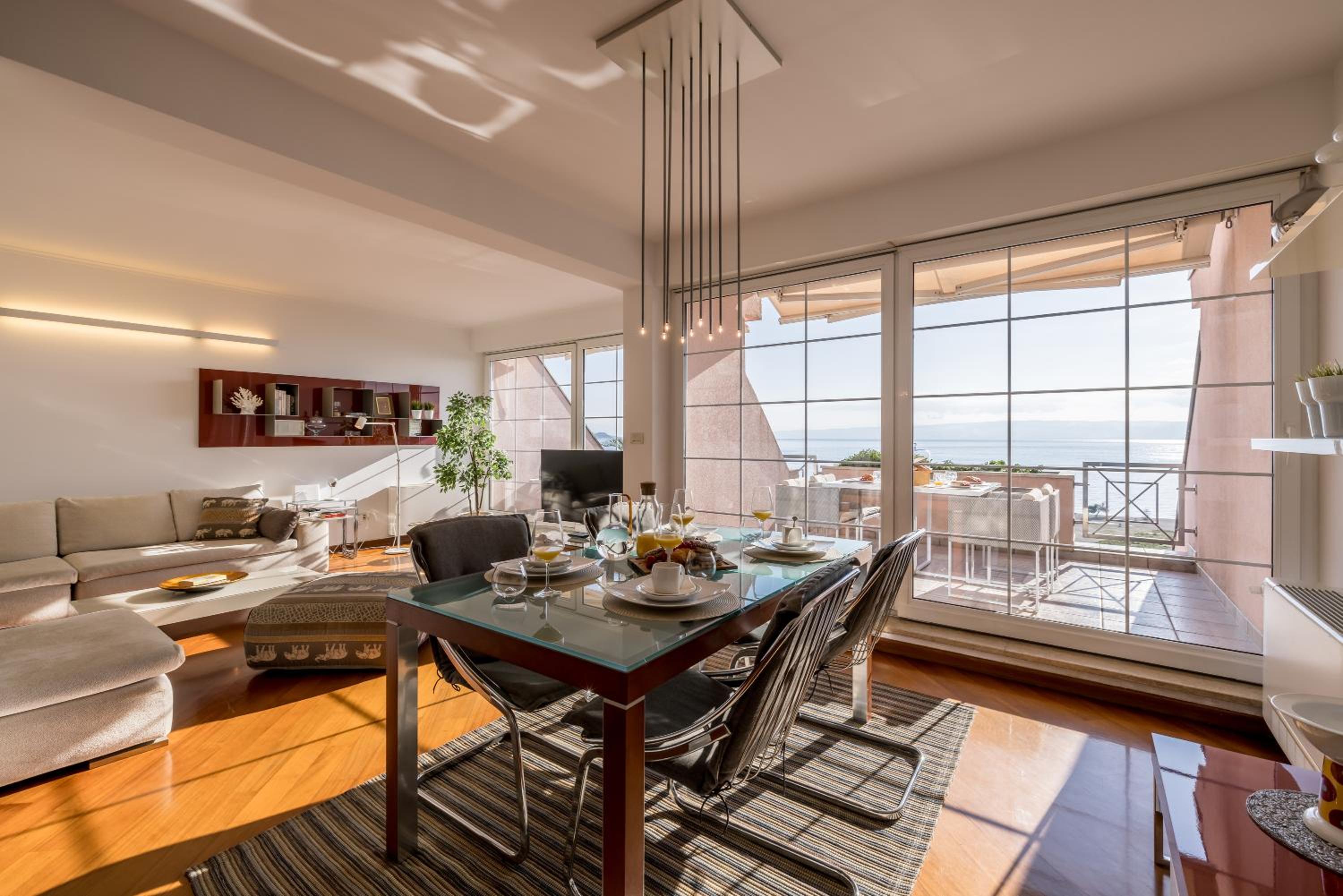 Hotel Luxury Seaside Apartment