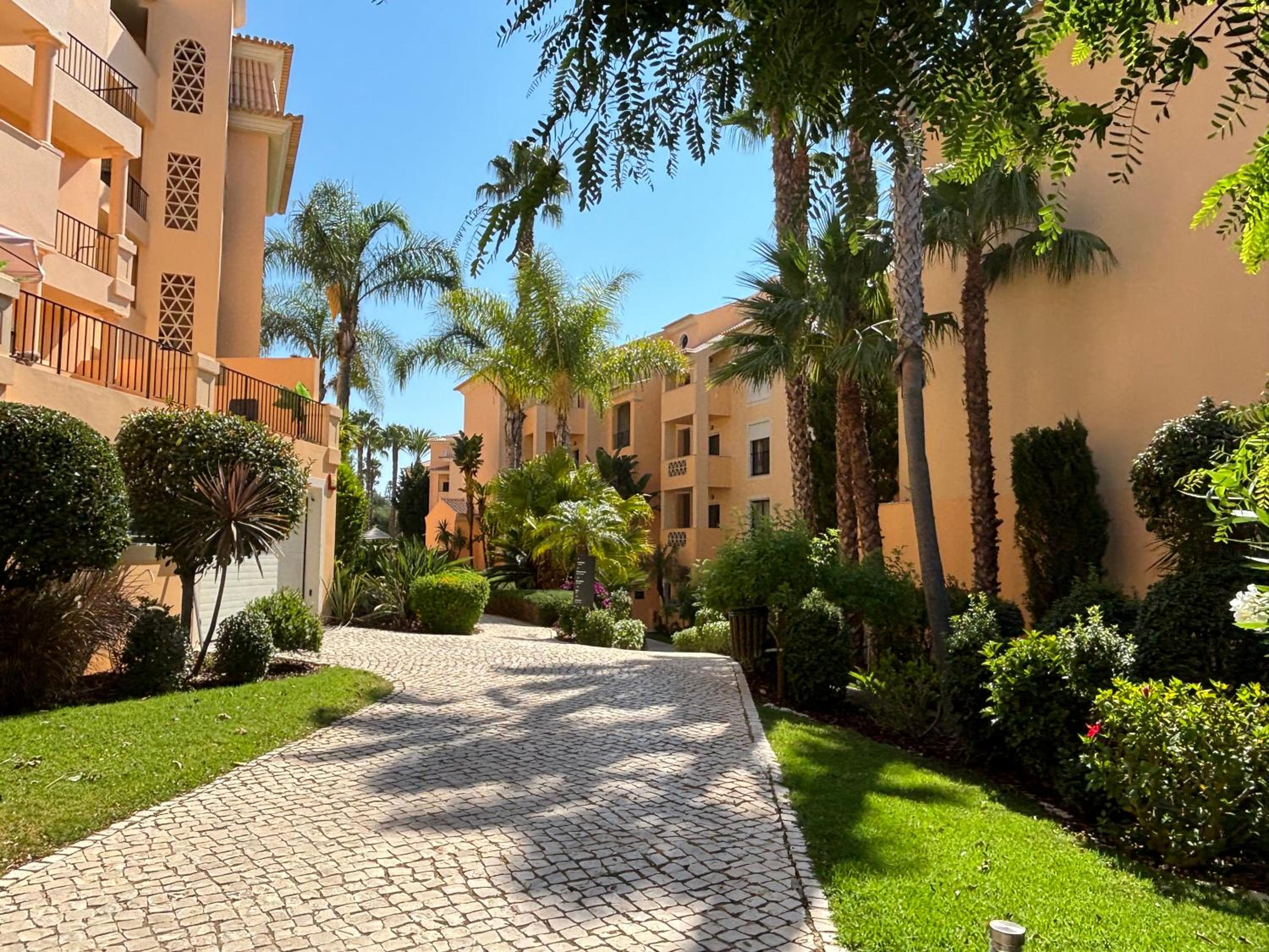 Hotel Aum Praia Da Luz Resort Apartment