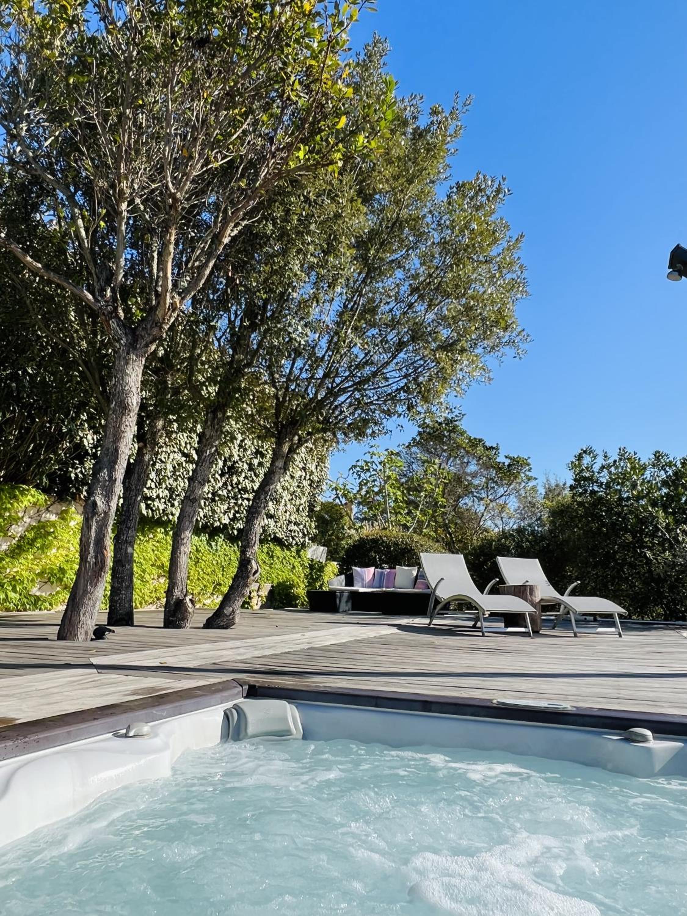Hotel F2 Avec Jacuzzi, Petanque, A 3 Min Mer, Dans Grande Propriete