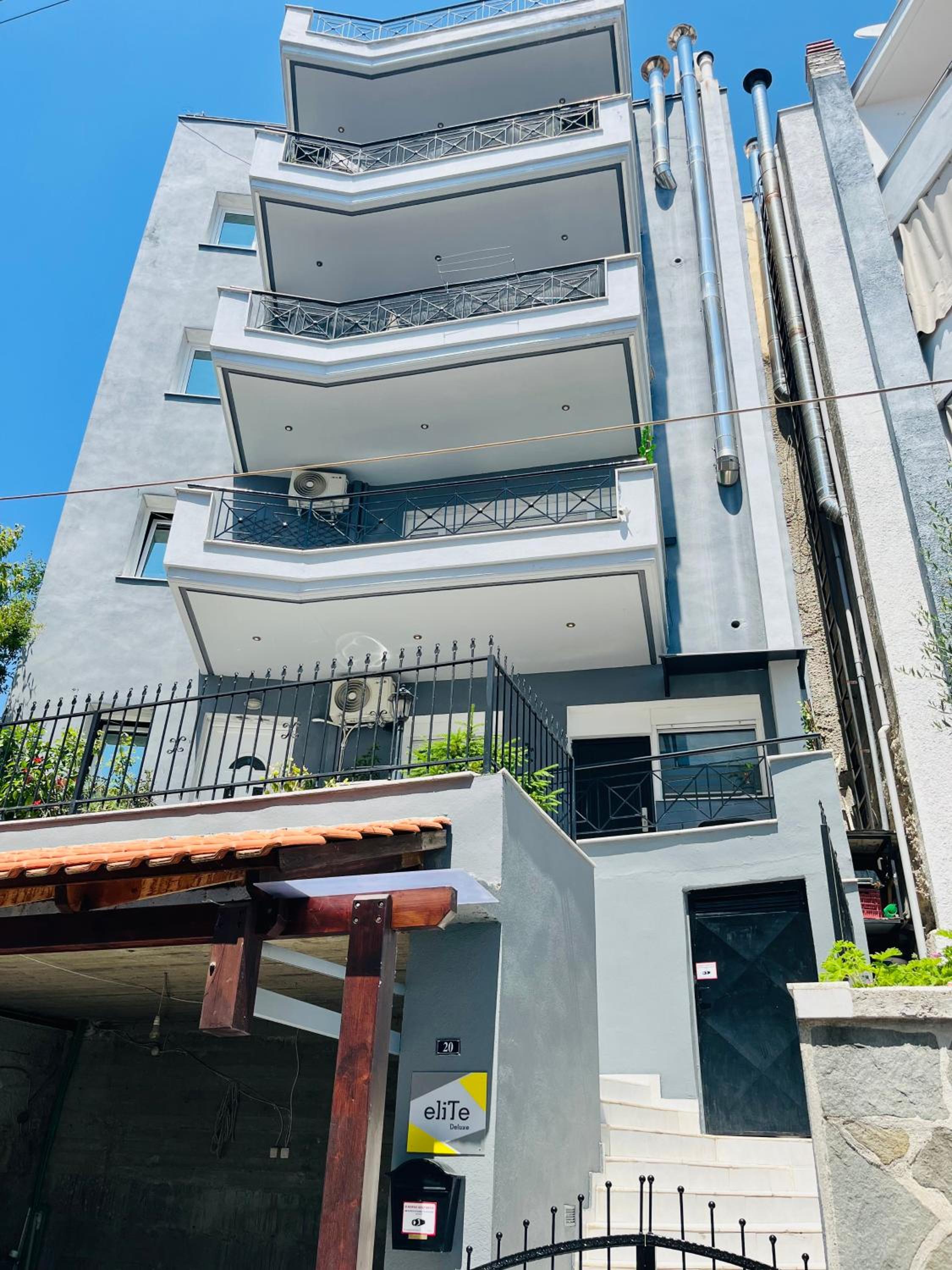 Hotel Elite Deluxe 1