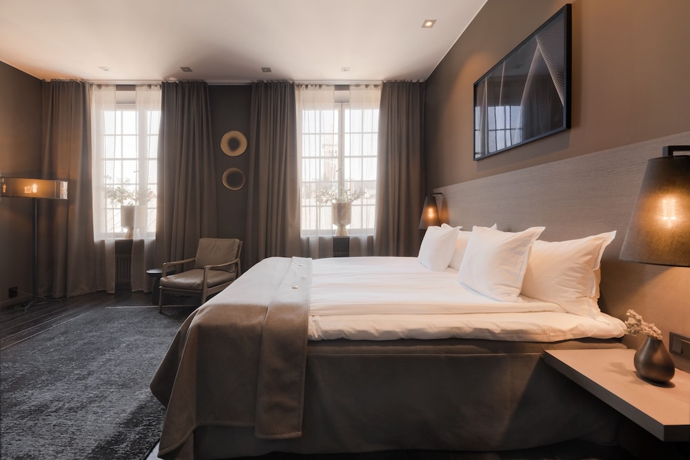 Hotel The Lamp Hotel & Spa