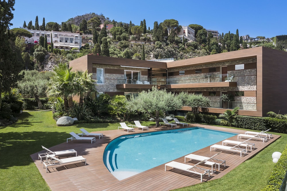 Hotel Isola Bella Infinity Suites