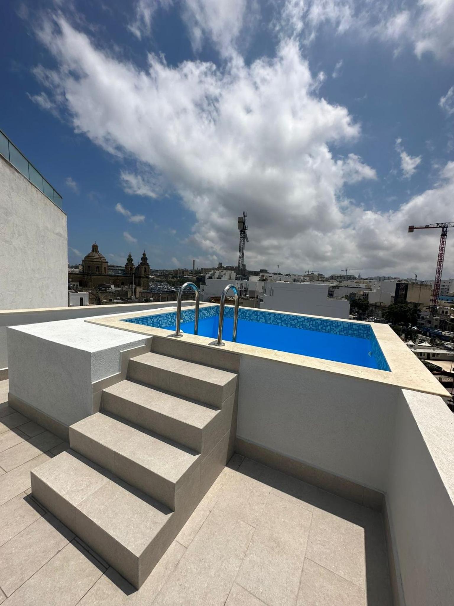 Hotel Korzo Suites Msida Luxury Penthouse With Pool
