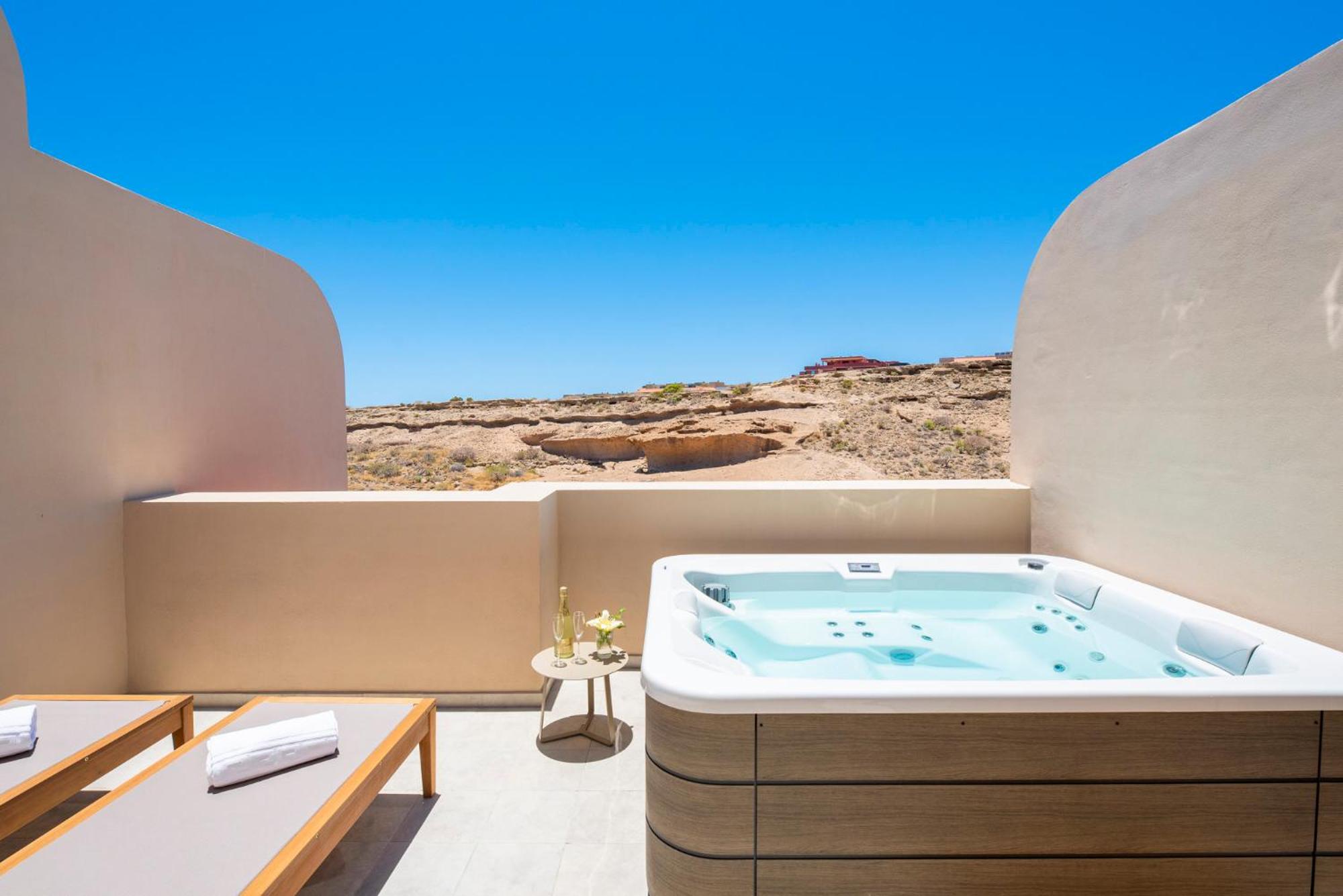 Hotel Eternal Spring Holiday Home- By Medano4you