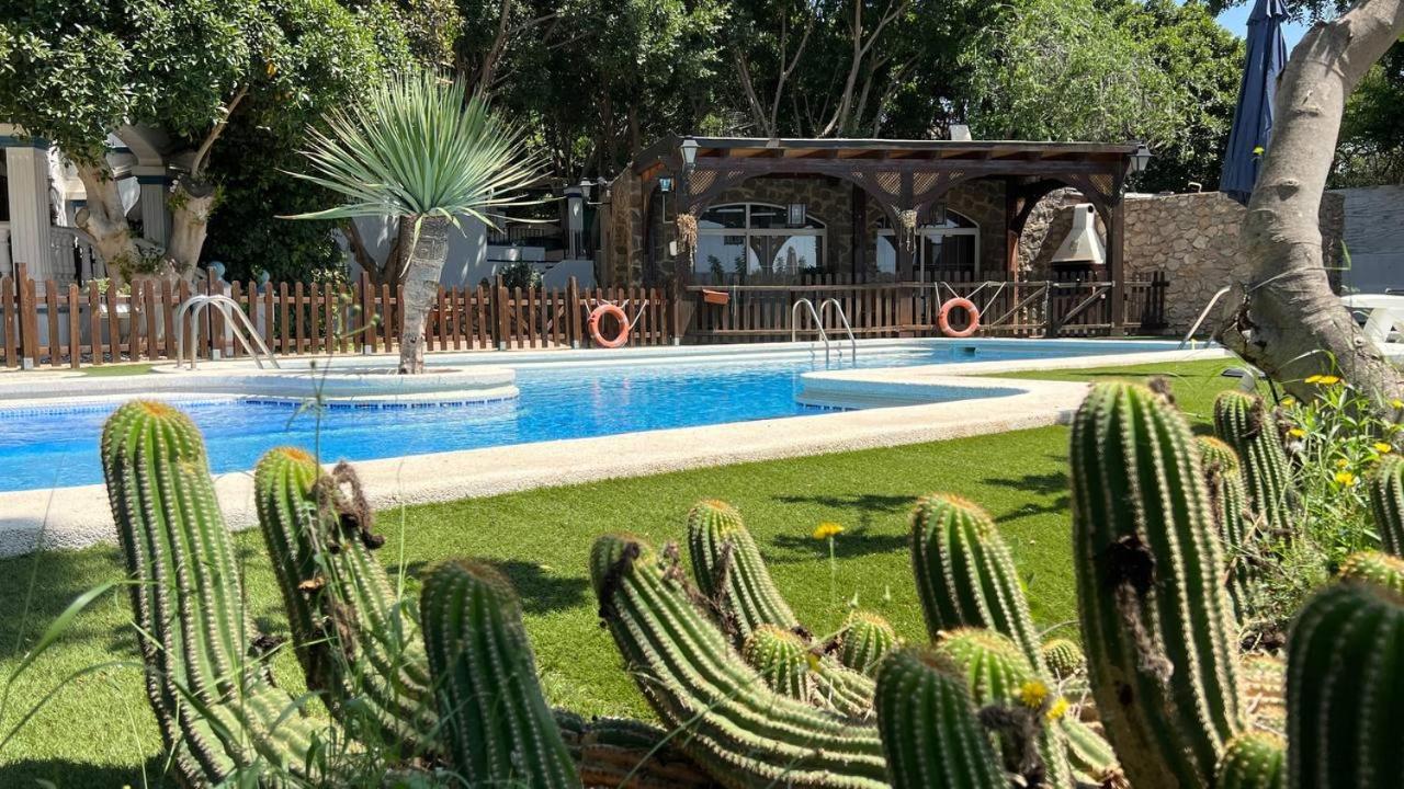 Hotel Villa Con Piscina En Nijar