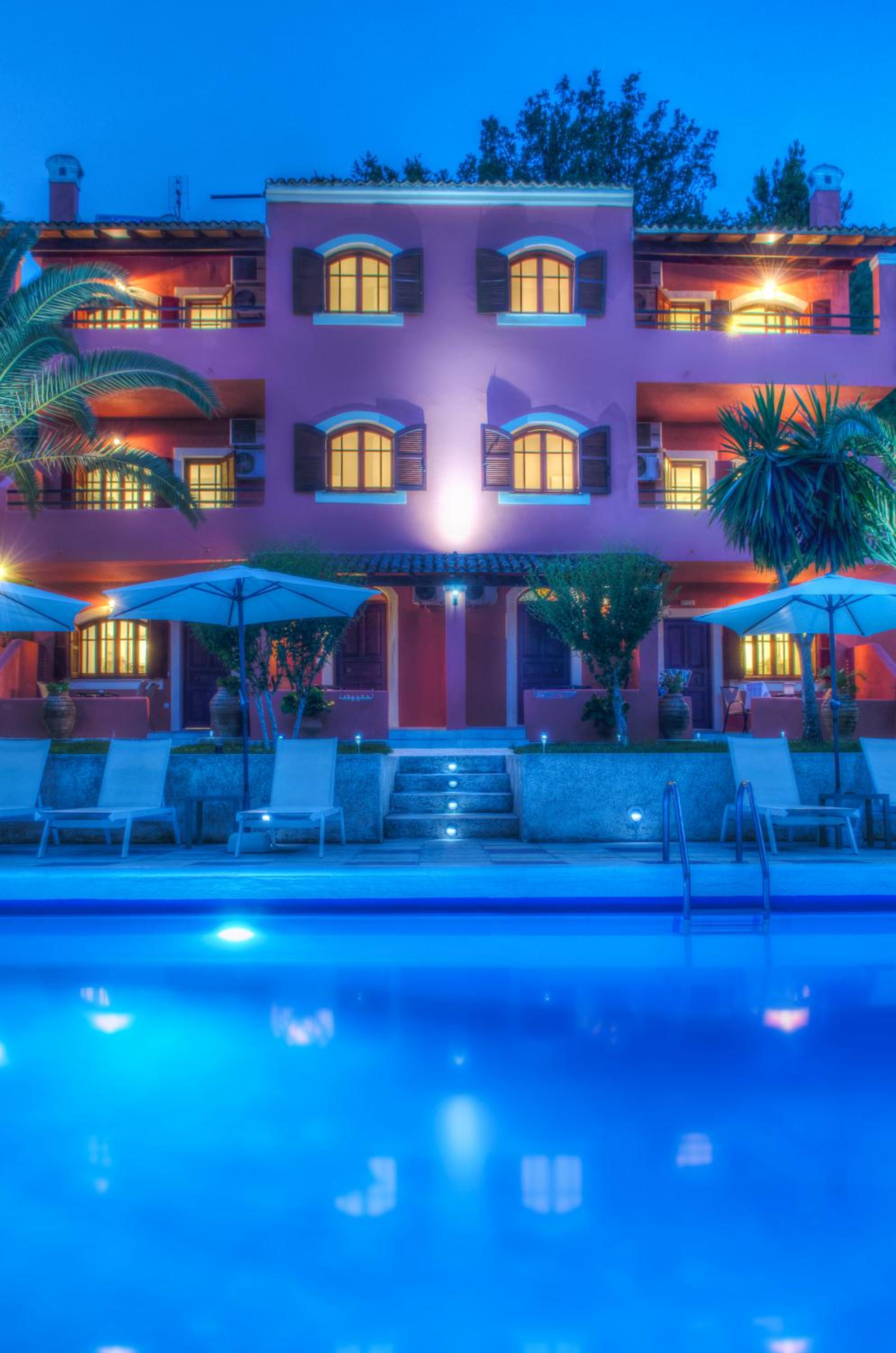 Hotel The Palm Garden