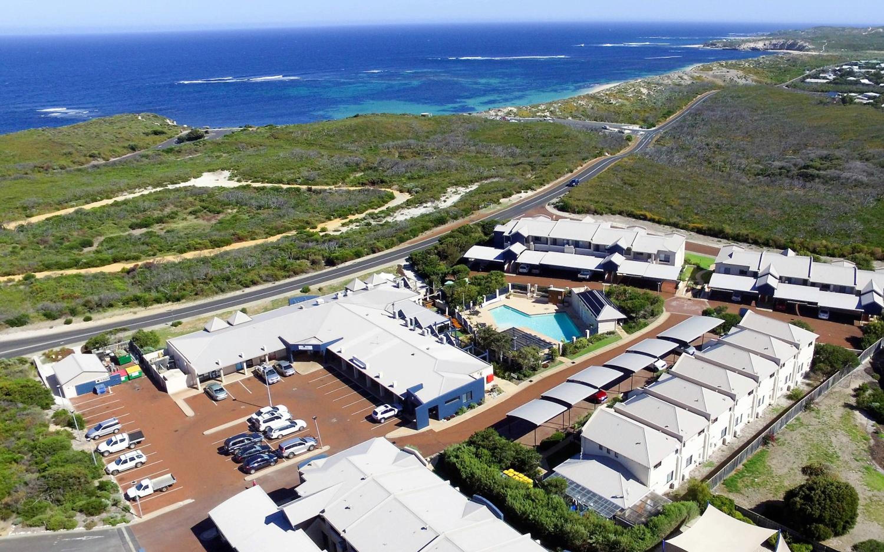 Hotel Margarets Beach Resort