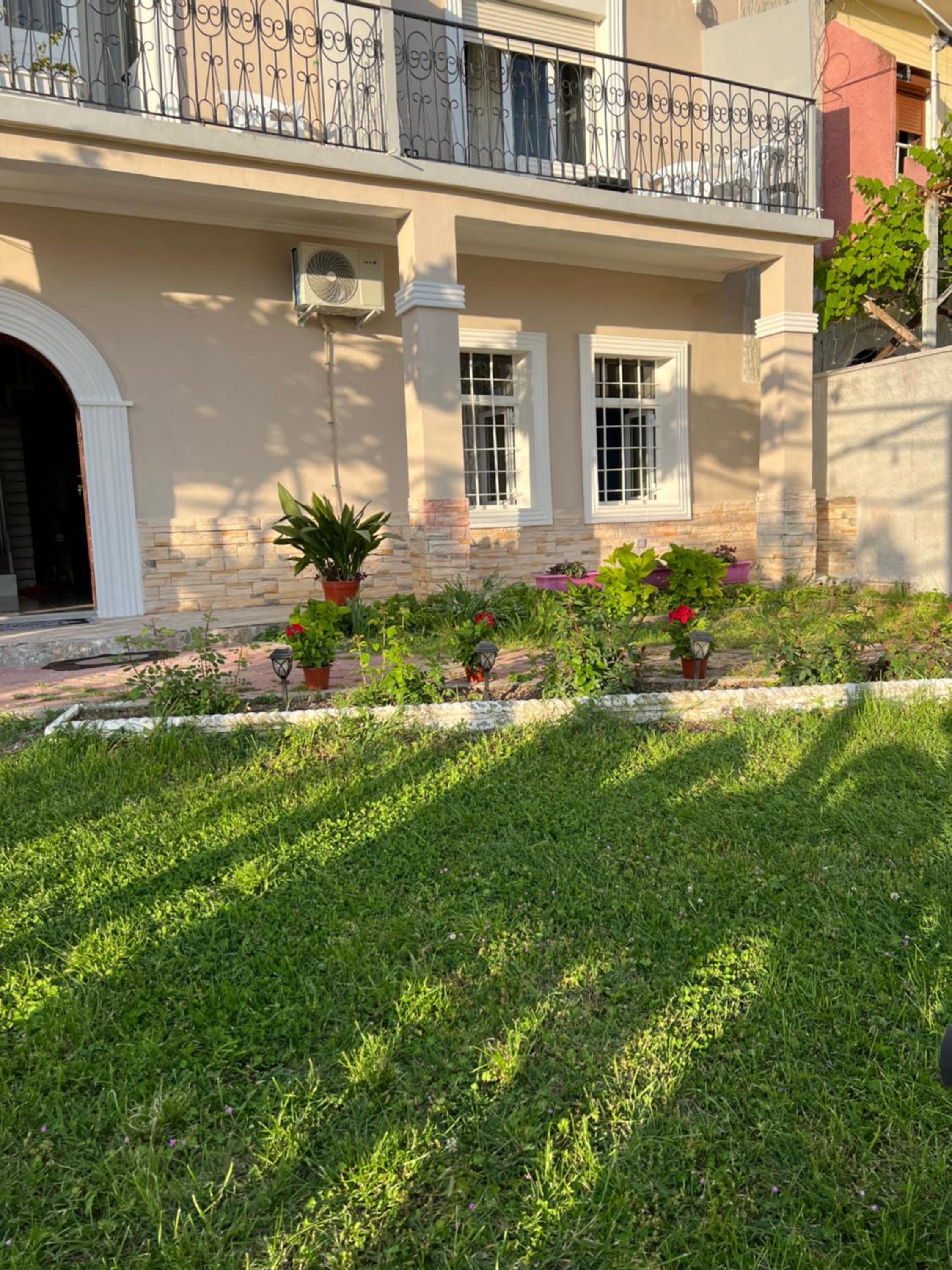 Hotel Garden Villa Guni