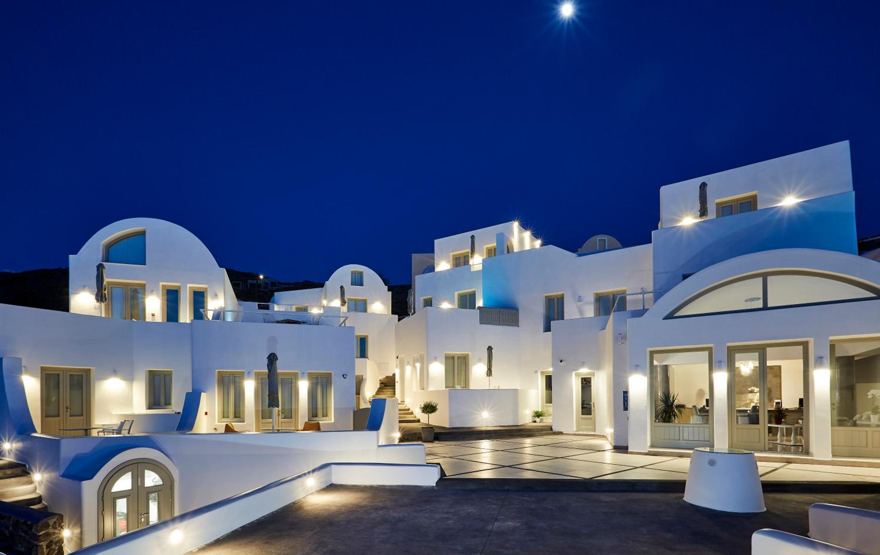 Hotel Aperanto Suites