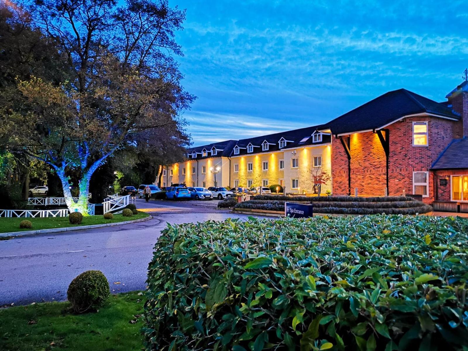 Hotel Cottons Hotel & Spa