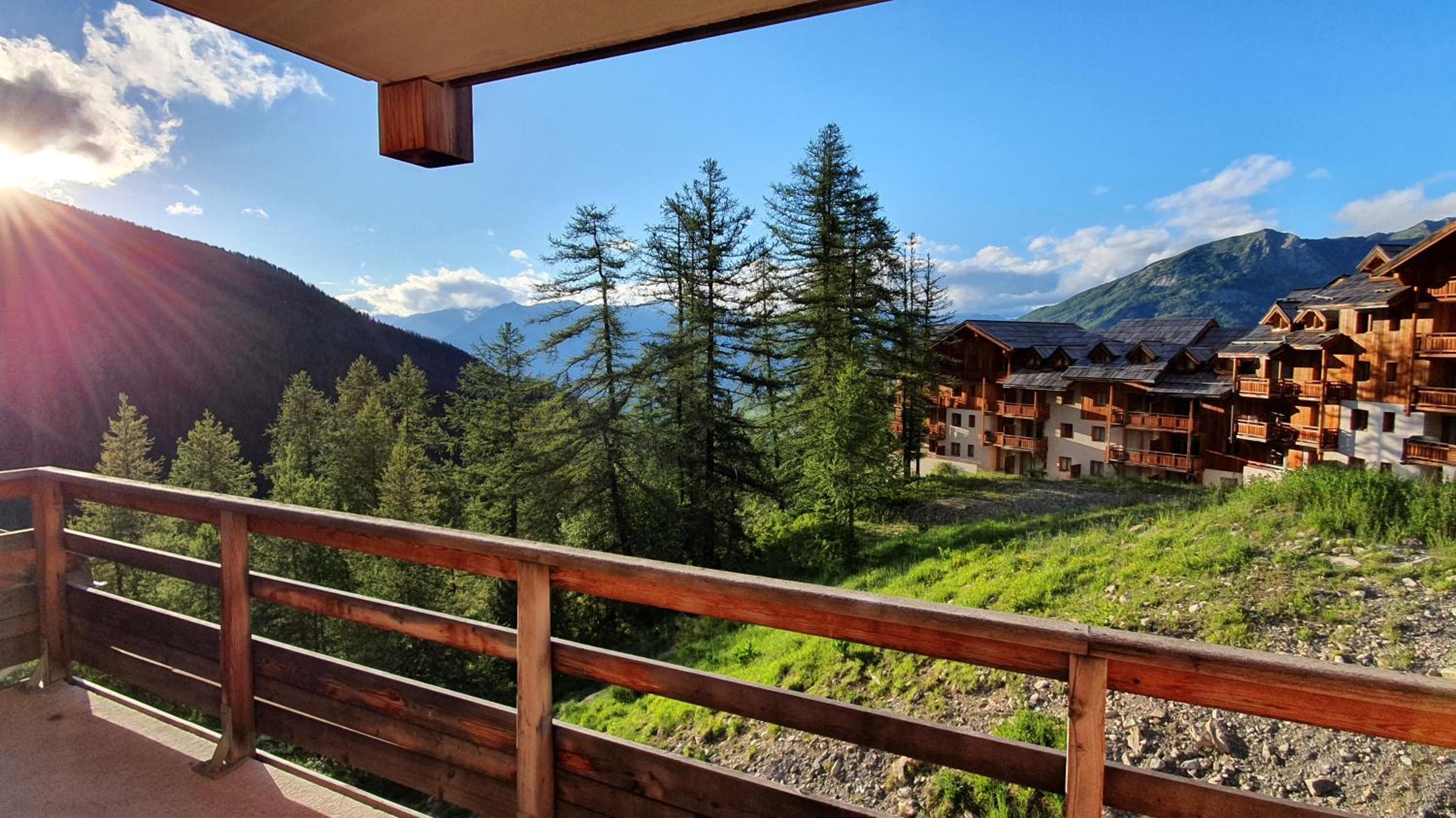 Hotel Appartement 3 Etoiles 6 Personnes Les Orres 1800