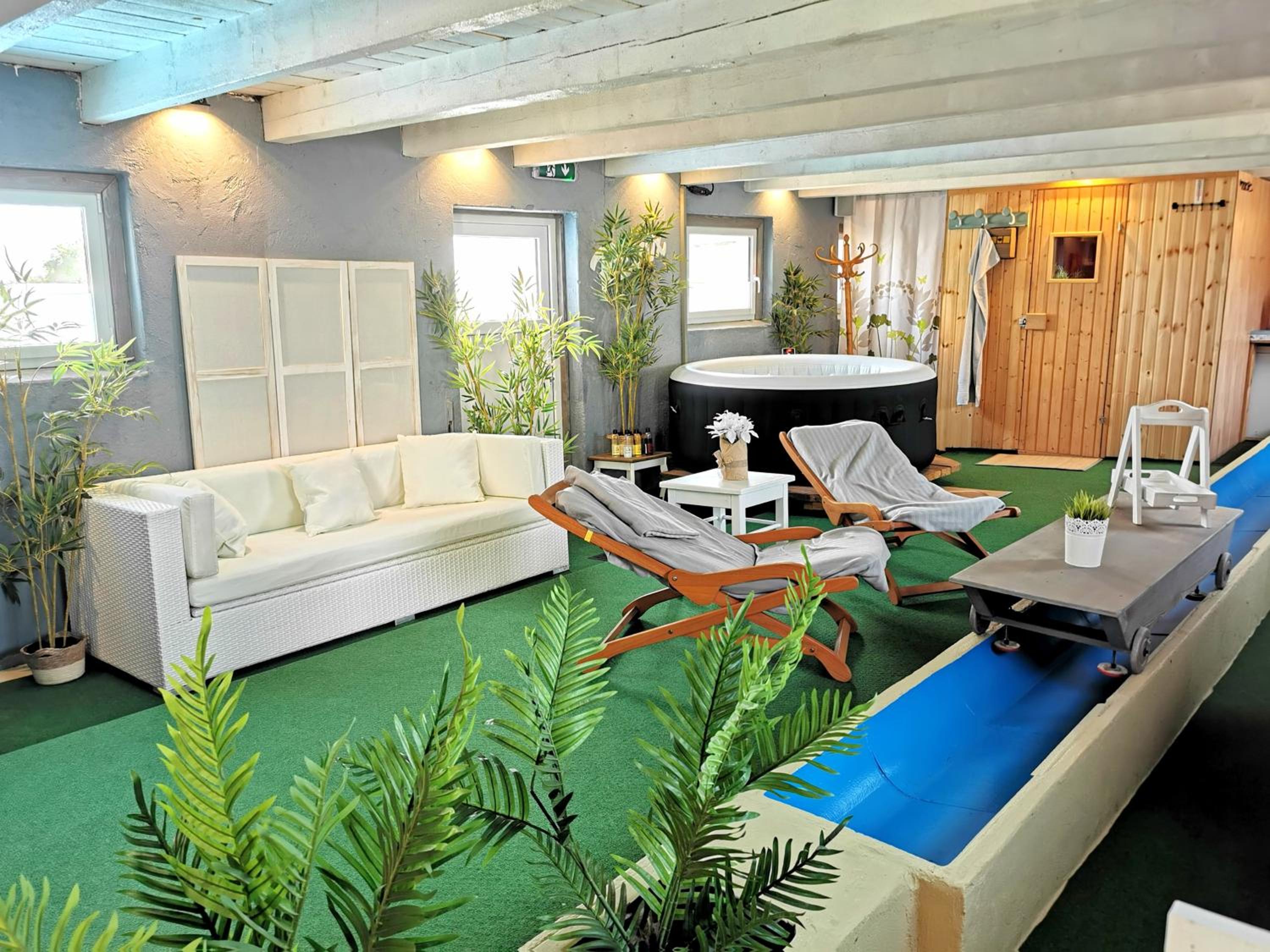 Hotel Wellness Zur Alleinnutzung Mit Ferienwohnung Und Fitnessbereich - Fitspa