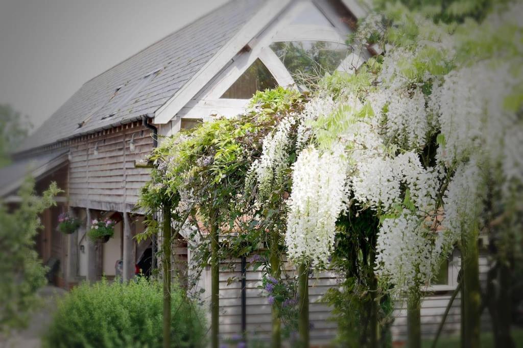 Hotel Acorn Barn