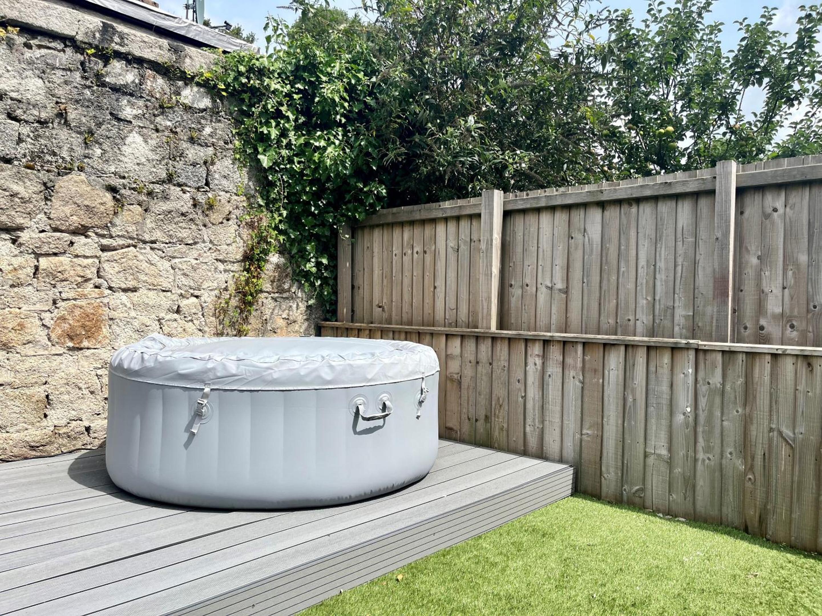 Hotel The Coach House - With Hot Tub