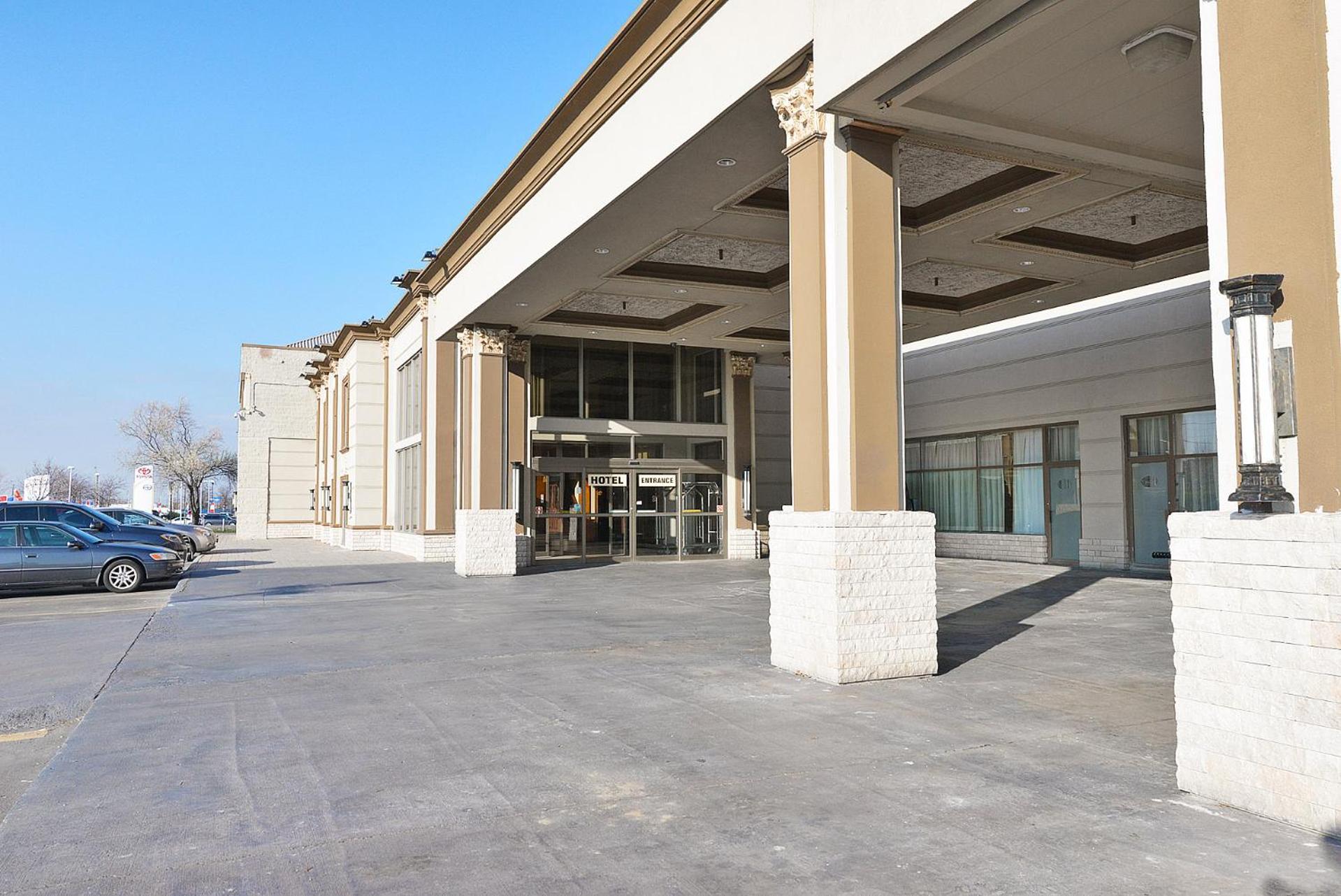 Hotel Woodbine Hotel & Suites