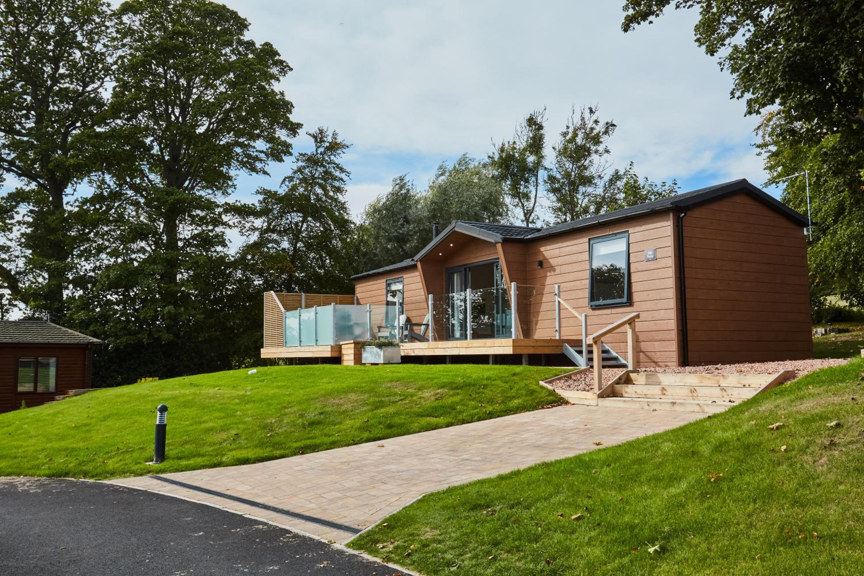 Hotel Letham Feus Lodge And Caravan Park
