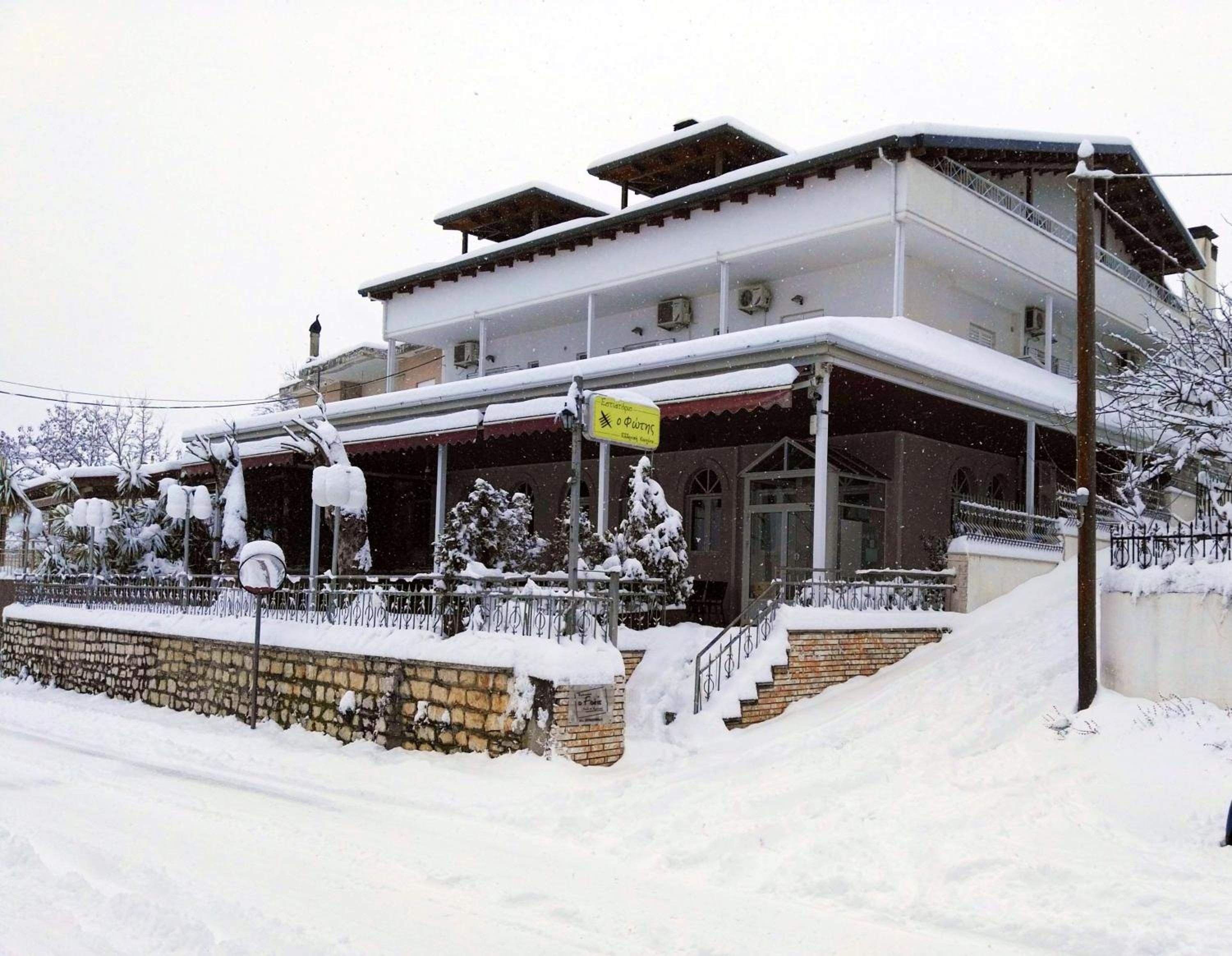 Hotel O Fotis Studios & Apartments