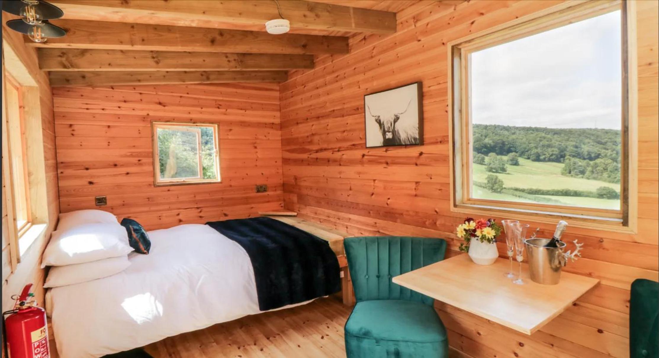 Hotel Shepherds Hut by Stepney Stays