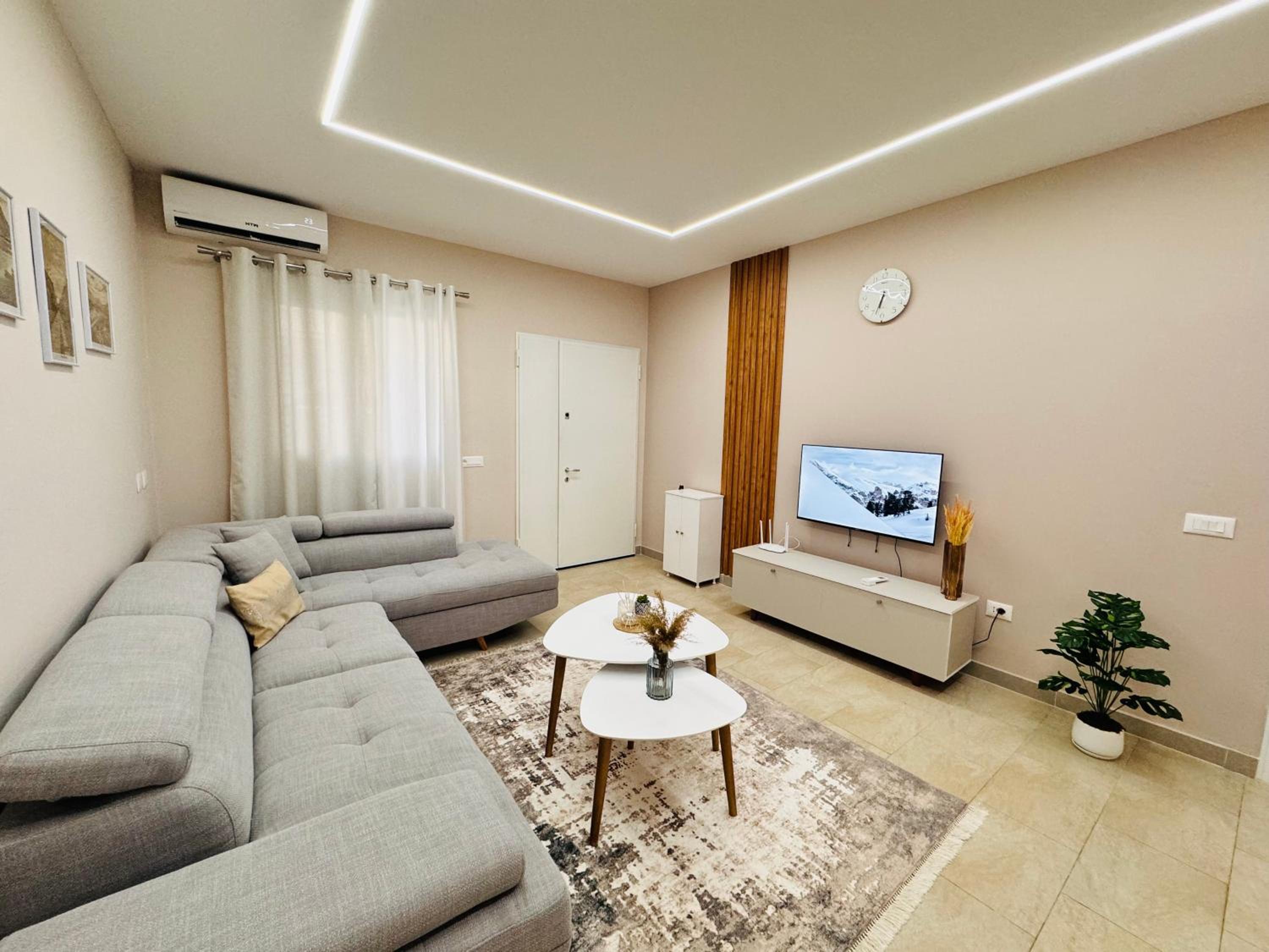 Hotel Edi Apartament Center