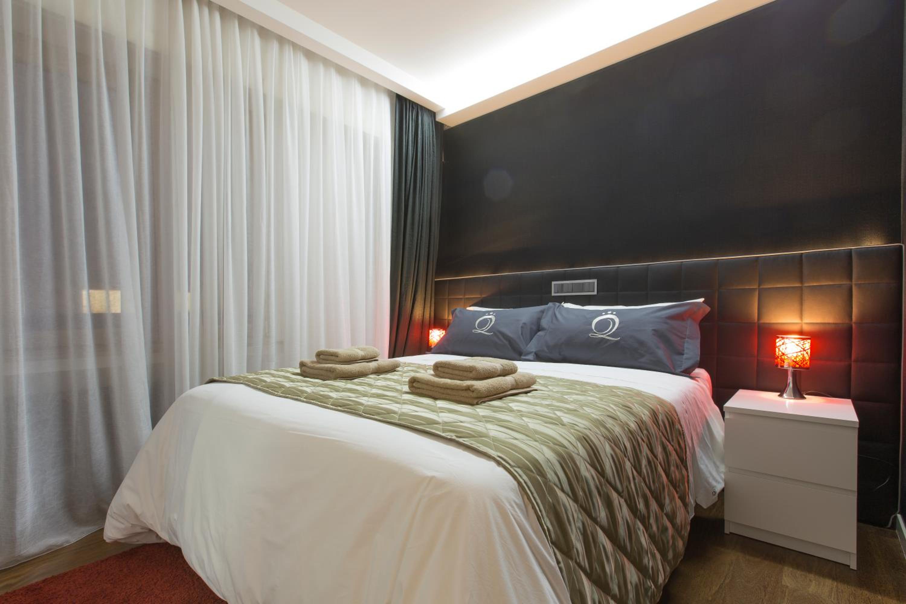 Hotel The Queen Luxury Apartments - Villa Medici