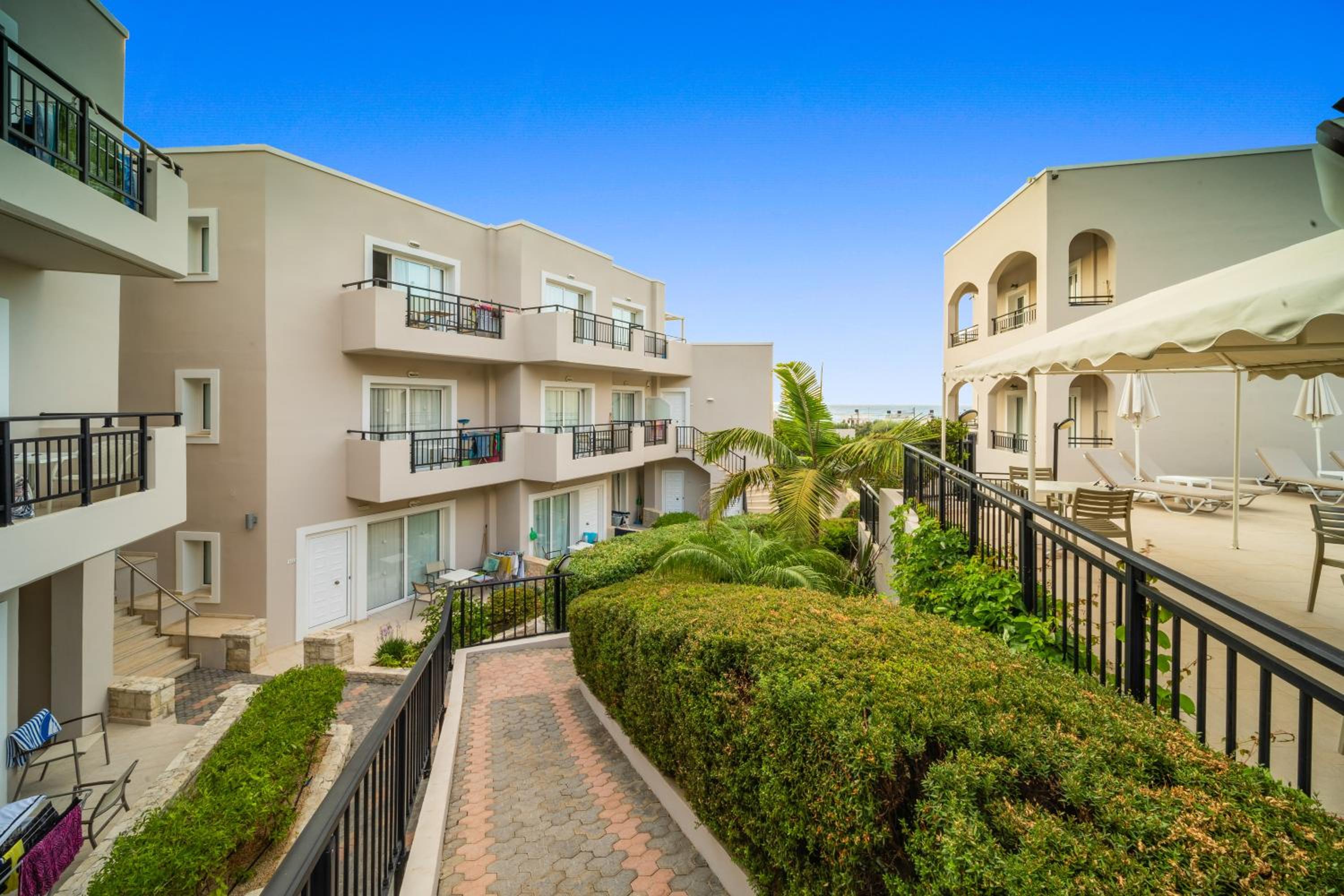 Hotel Rainbow Apartments