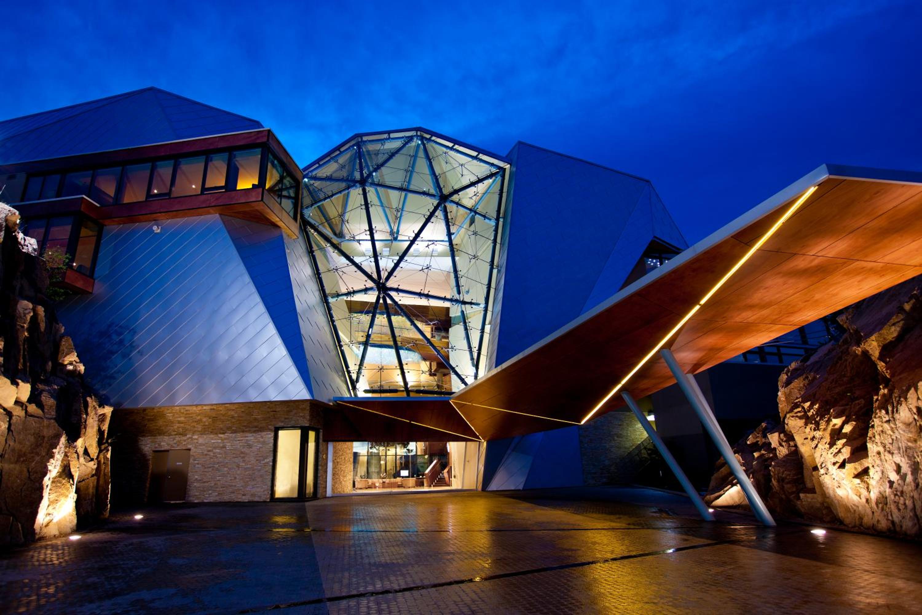 Hotel Sparkling Hill Resort and Spa - Adults-Only Resort