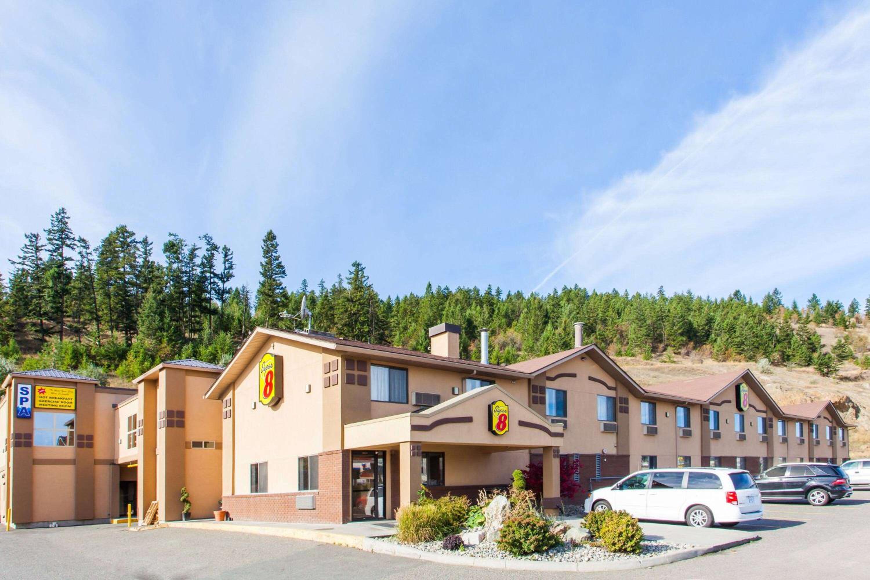Hotel Super 8 by Wyndham Kamloops On The Hill