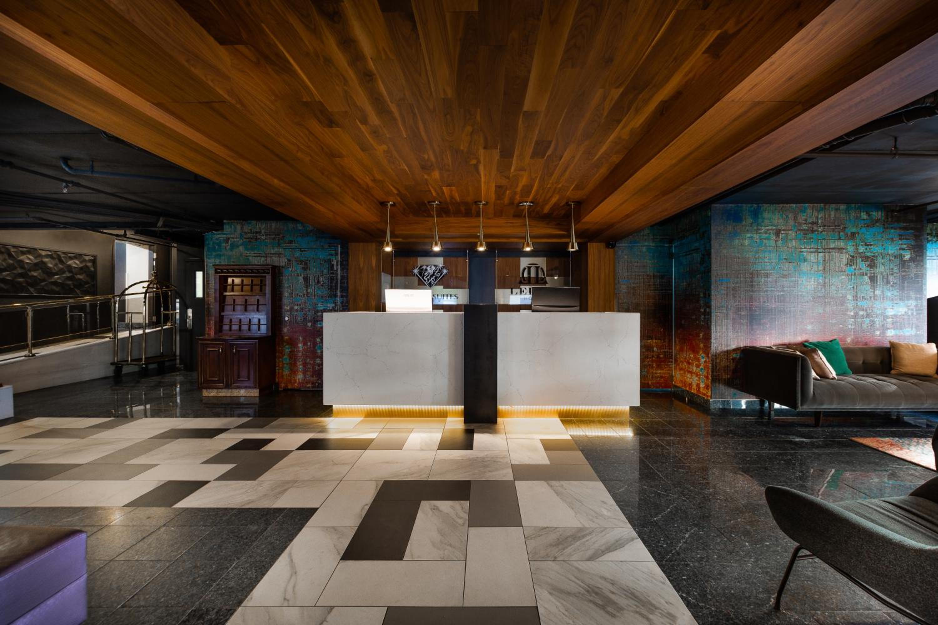 Hotel Empire Suites