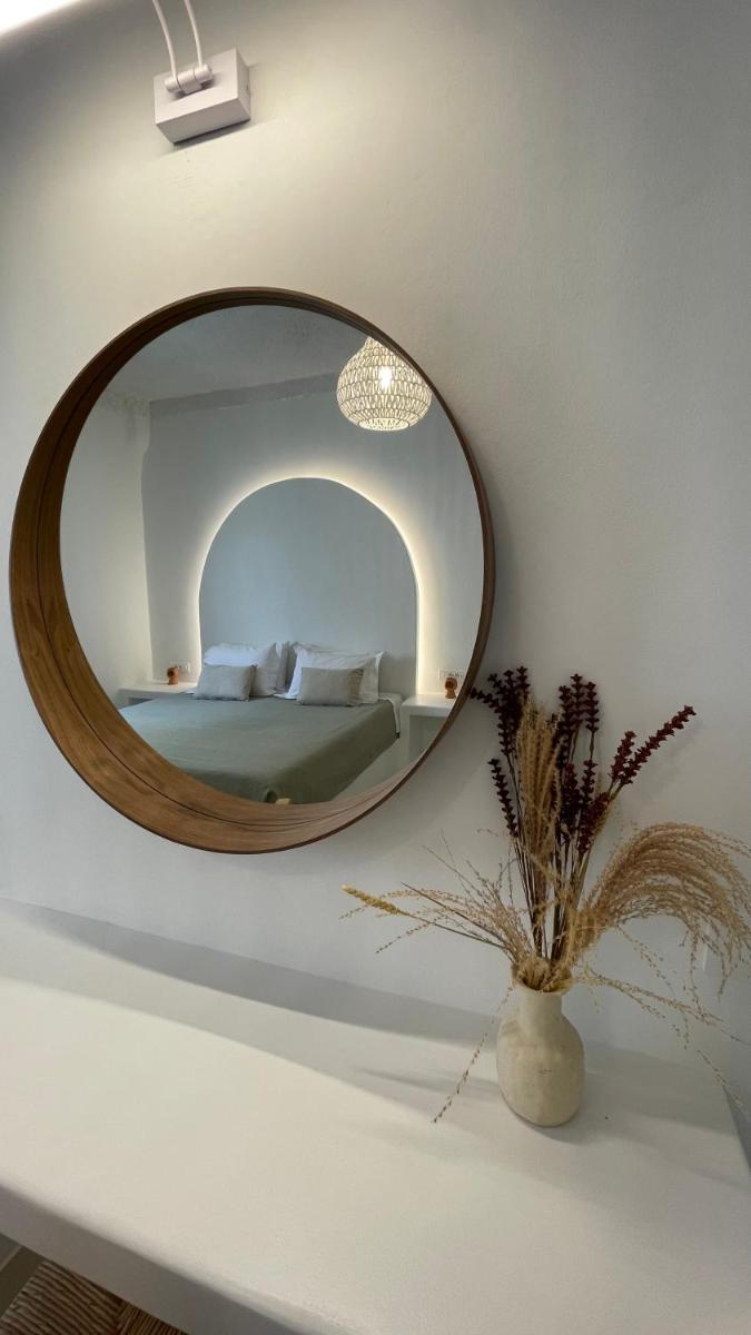 Hotel Mod Santorini Vegan Boutique Hotel