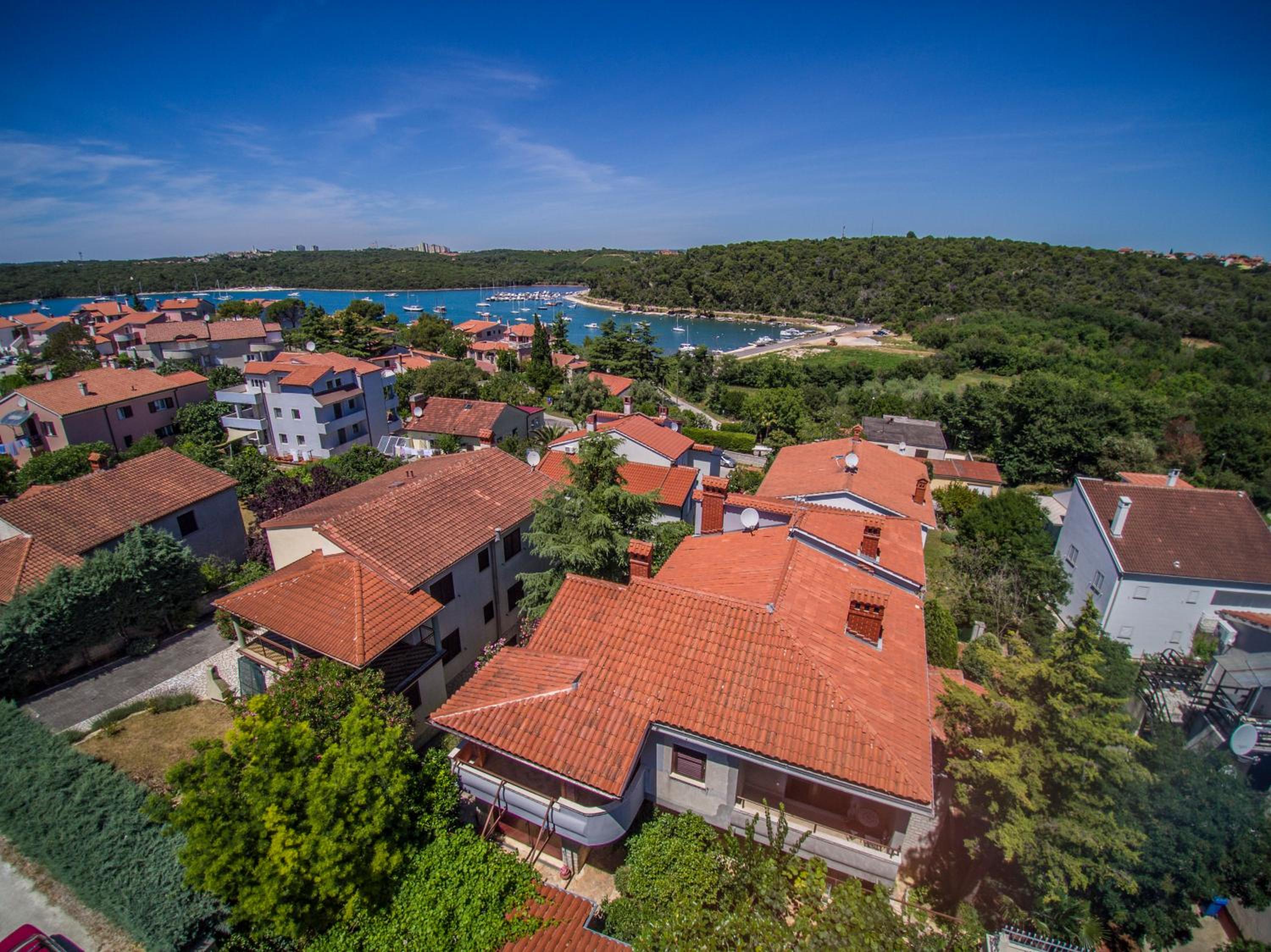 Hotel Apartments Mavero