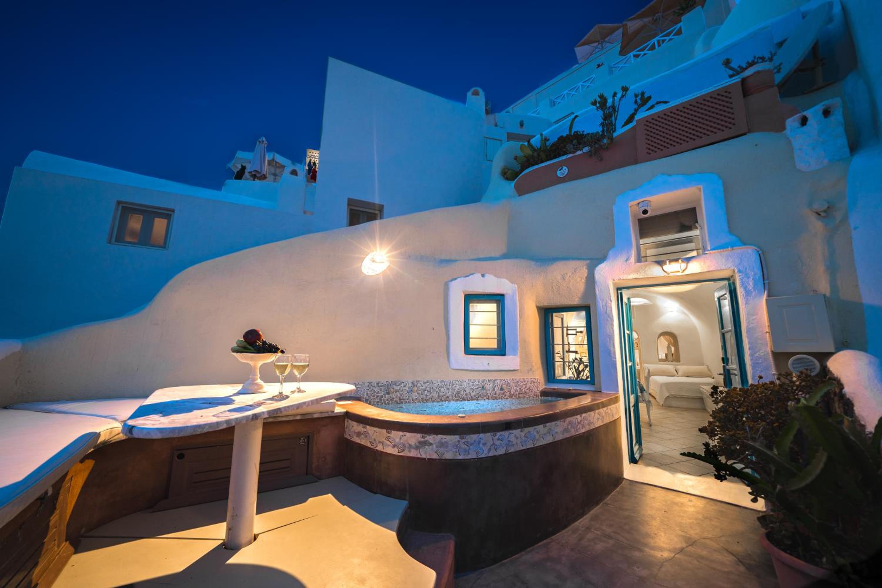 Hotel Santorini Paradise Cave Houses