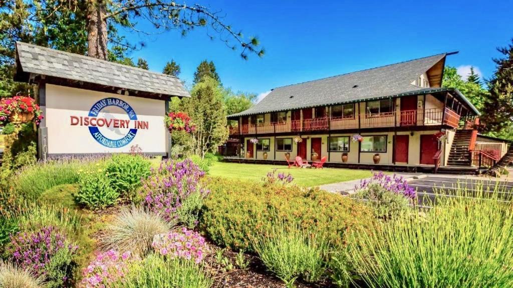 Hotel Discovery Inn
