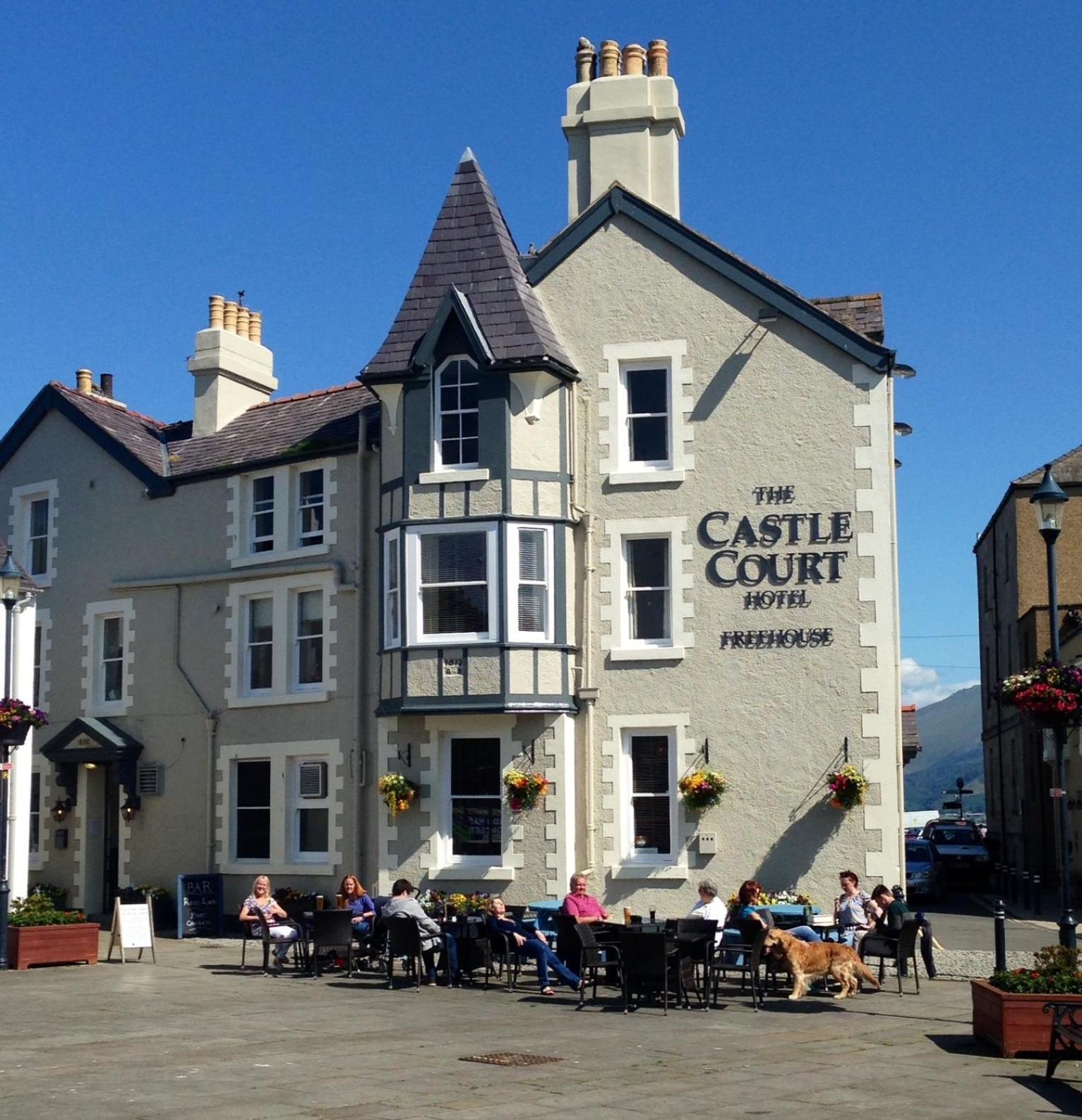 Hotel Castle Court