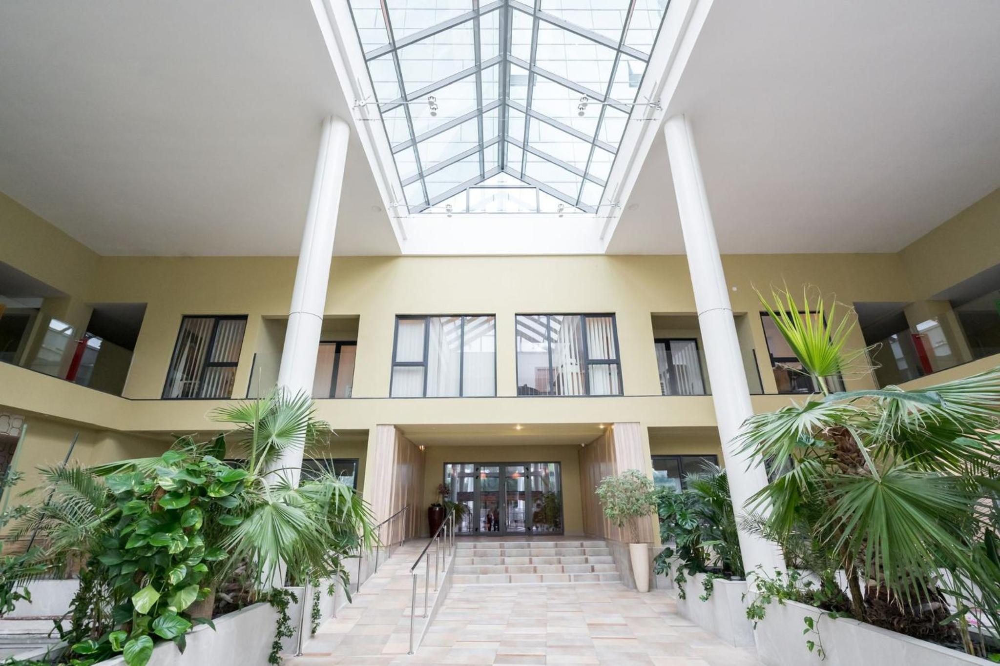 Hotel Deluxe Studios - Perfect For Short Or Long Stays