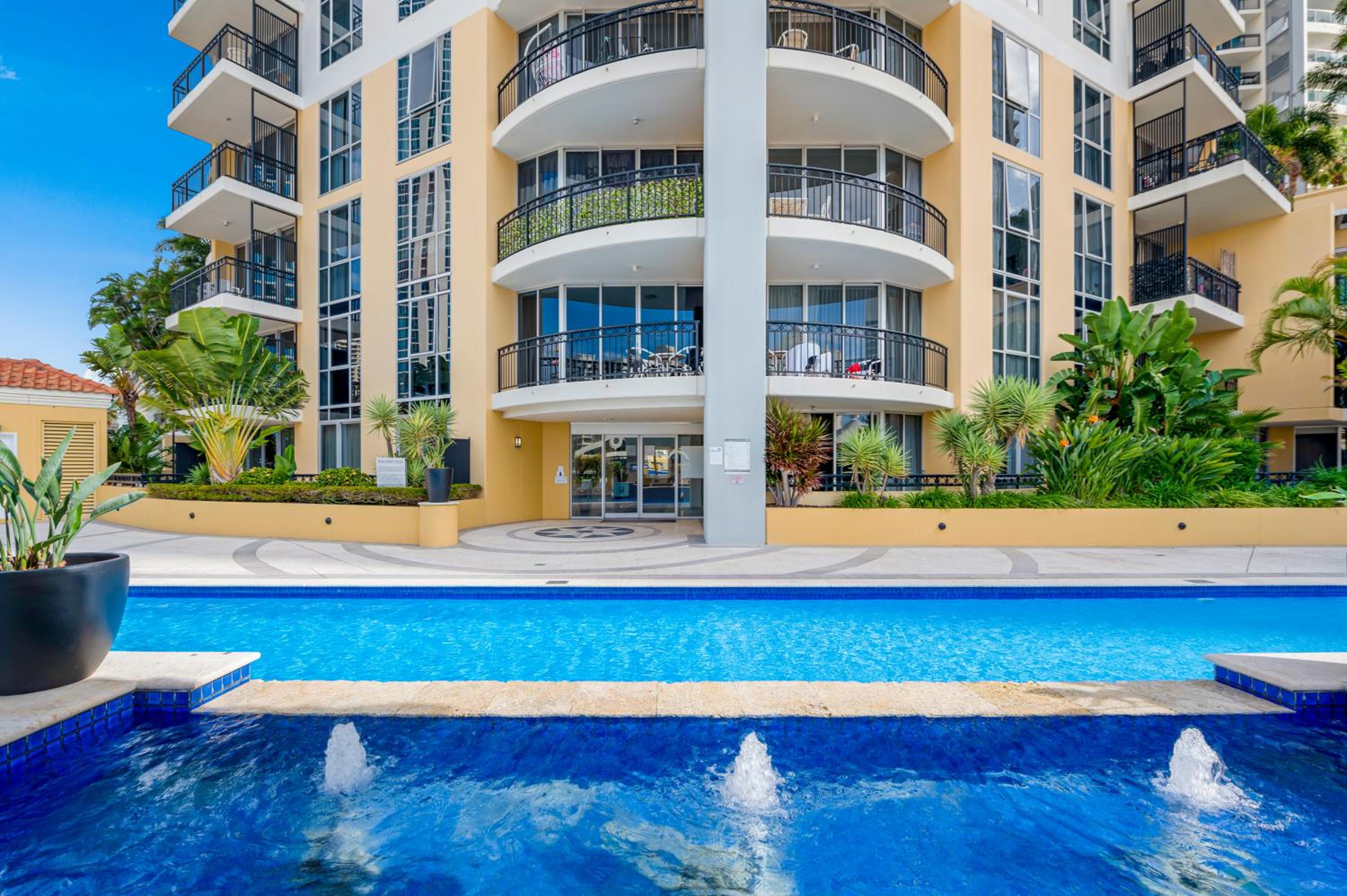 Hotel Chevron Renaissance Surfers Paradise Sleeps 10 4Th Floor - Optimise Bnb