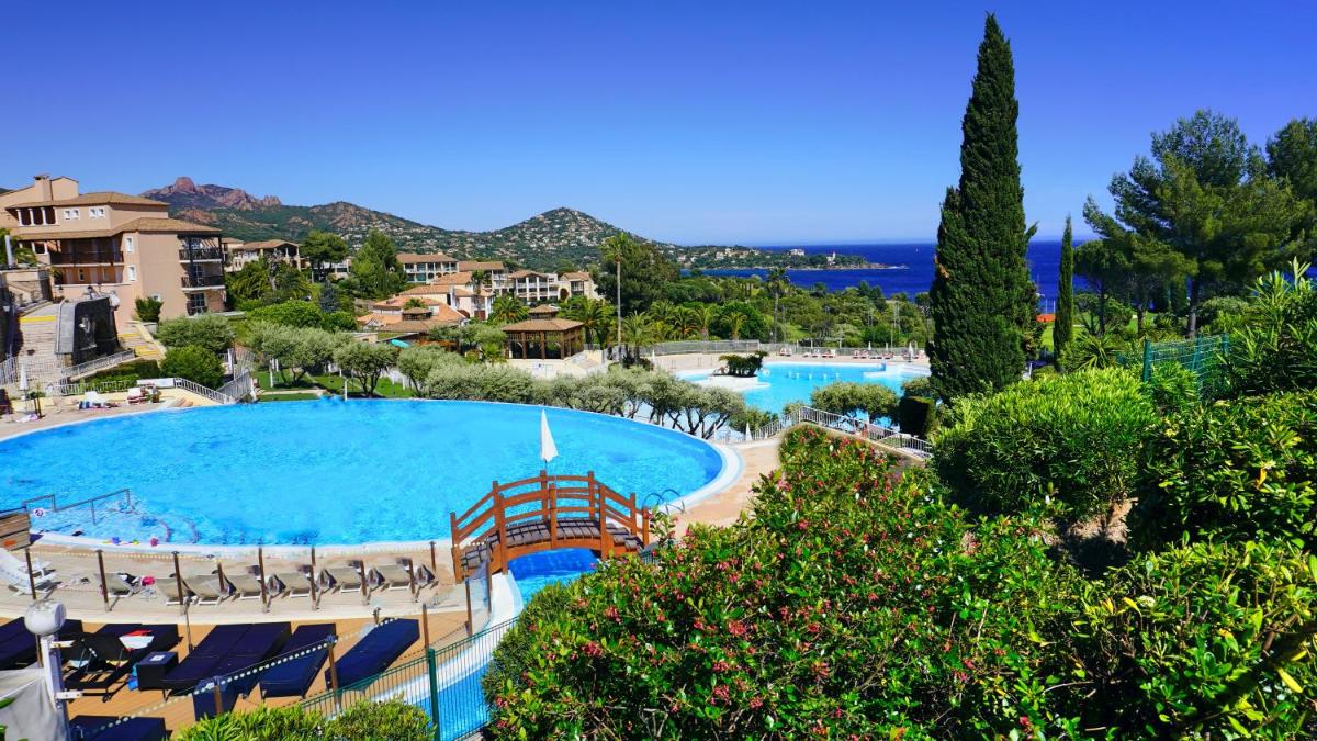 Hotel Appartements Modernes Vue Mer A Cap Esterel